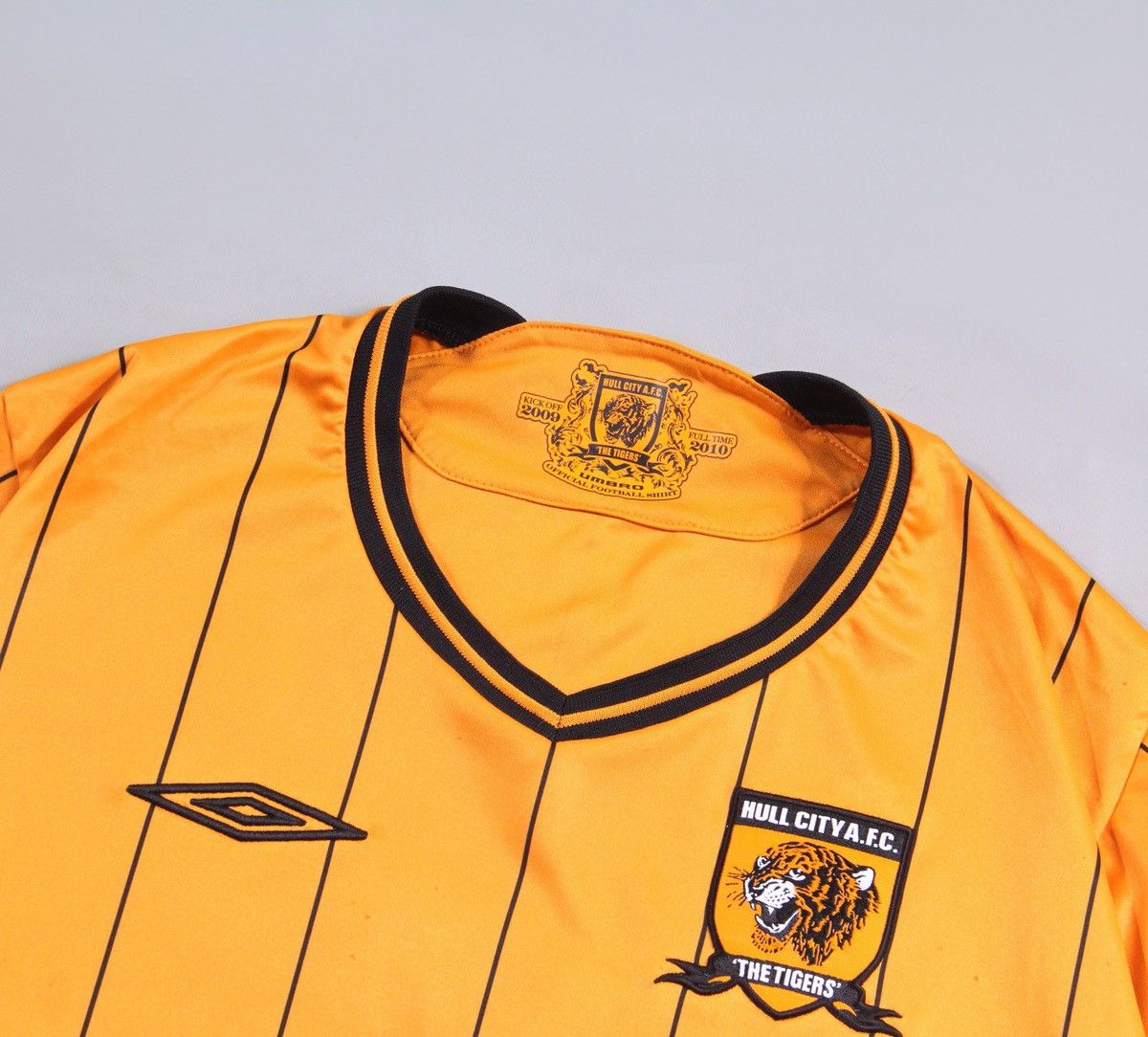 Umbro Umbro Hull City FC Soccer Football Jersey T Shirt XL Size US XL / EU 56 / 4 - 3 Thumbnail