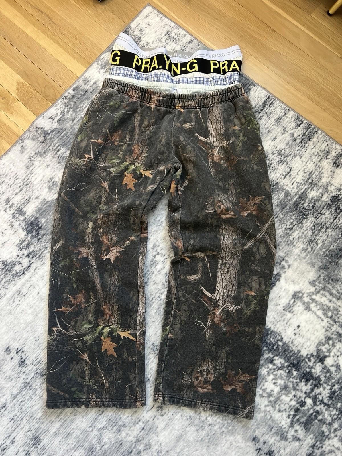 Praying Praying Real Tree Sweatpants Size XL Size US 36 / EU 52 - 1 Thumbnail