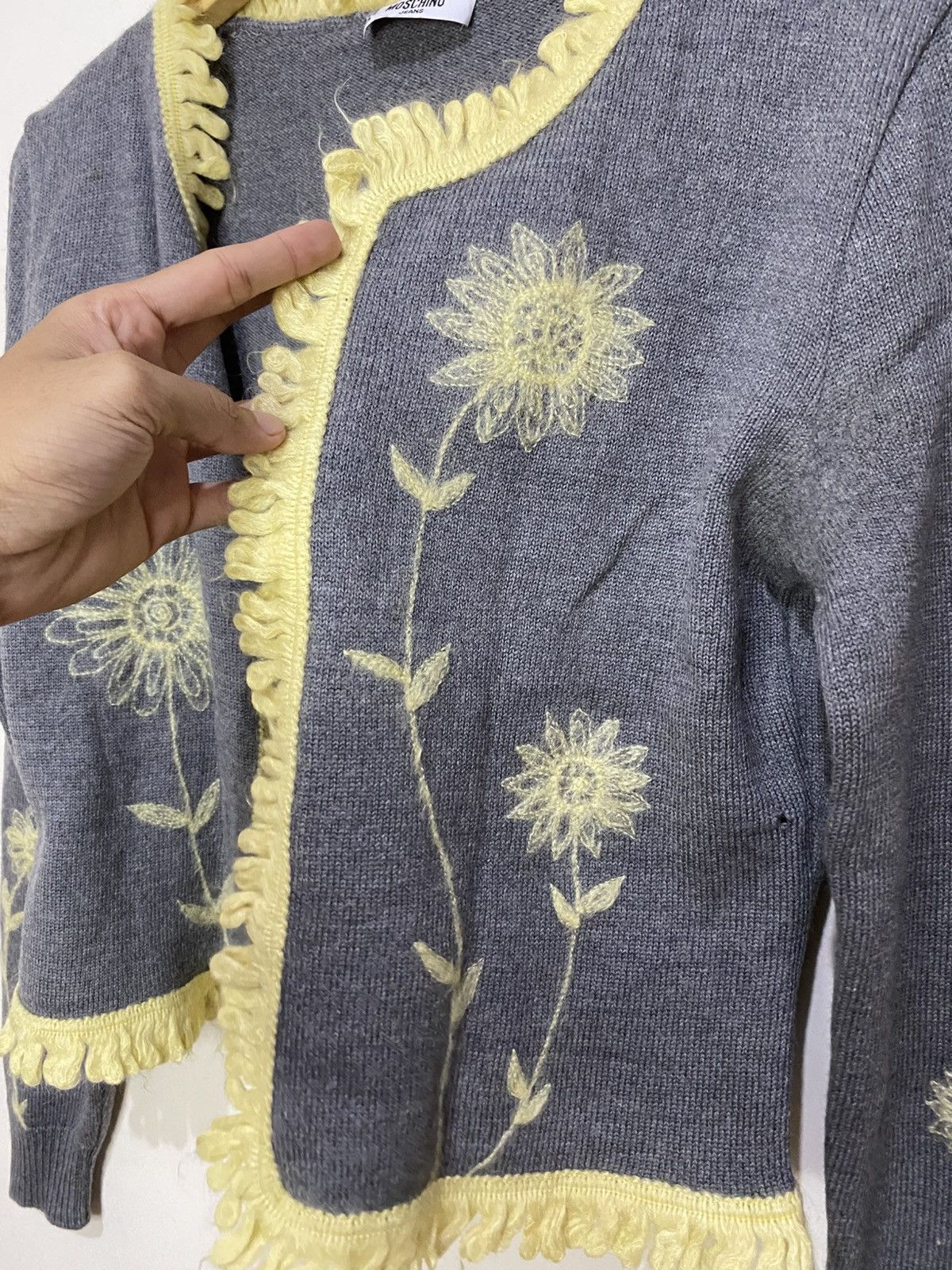 Moschino × Vintage Moschino Women’s Cardigan SunFlower Size M / US 6-8 / IT 42-44 - 4 Thumbnail
