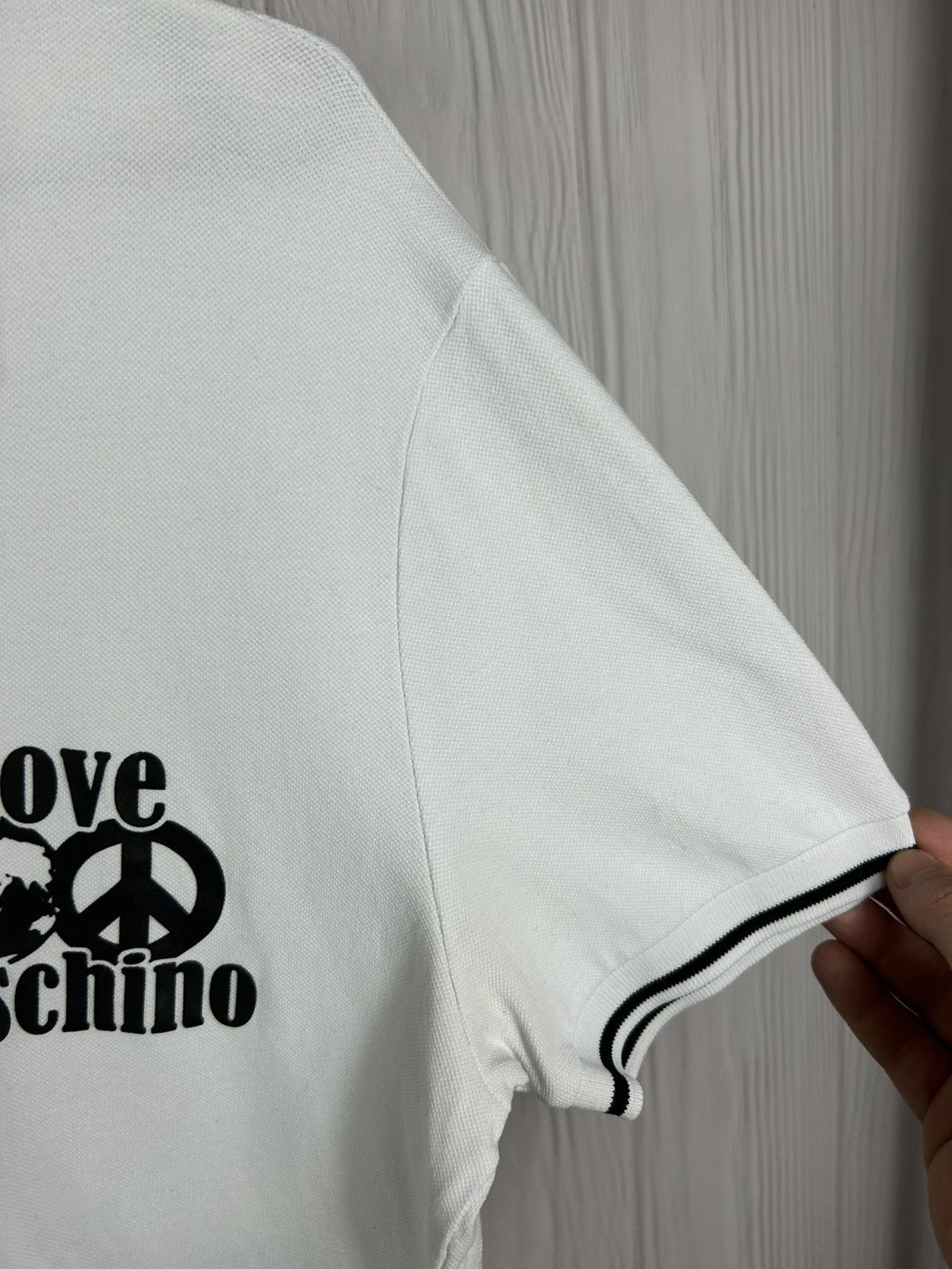 Moschino Love Moschino World Peace Polo Shirt Size M Size US M / EU 48-50 / 2 - 7 Thumbnail