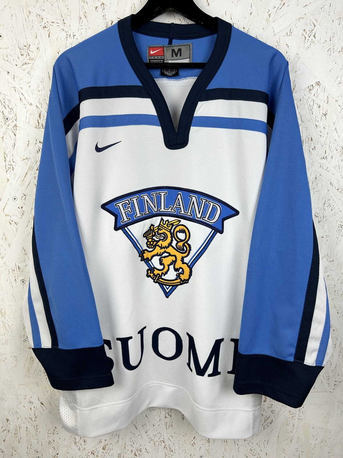 NHL 90s Vintage Finland #10 Pirnes Hockey IIHF Home Jersey Size US M / EU 48-50 / 2 - 1 Thumbnail
