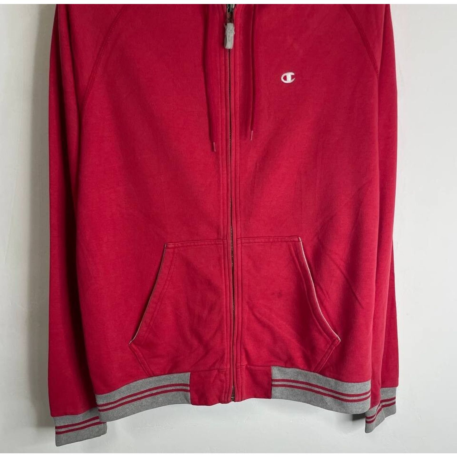 Champion Vintage Champion Red Full Zip Hoodie with Gray Hood M Size US M / EU 48-50 / 2 - 2 Thumbnail