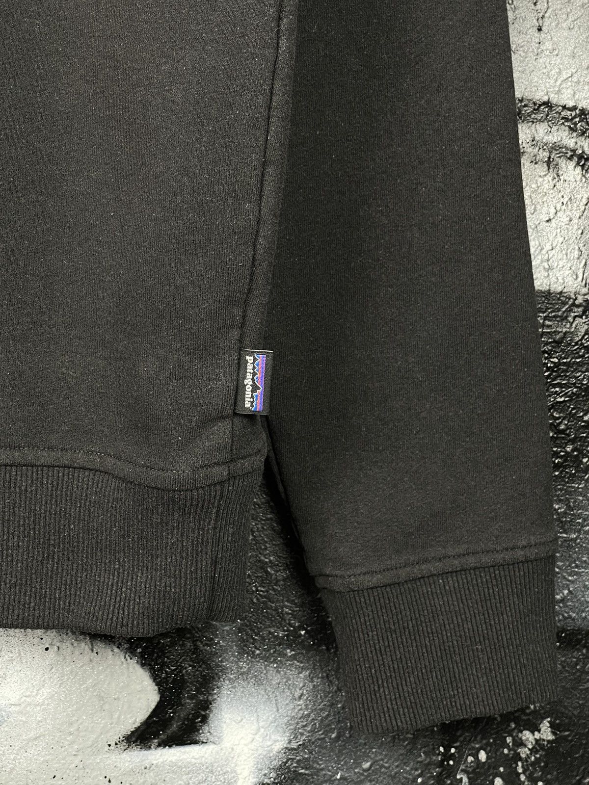 Patagonia Patagonia Regular Fit Black Organic Cotton Sweatshirt Men’s Size US S / EU 44-46 / 1 - 7 Thumbnail