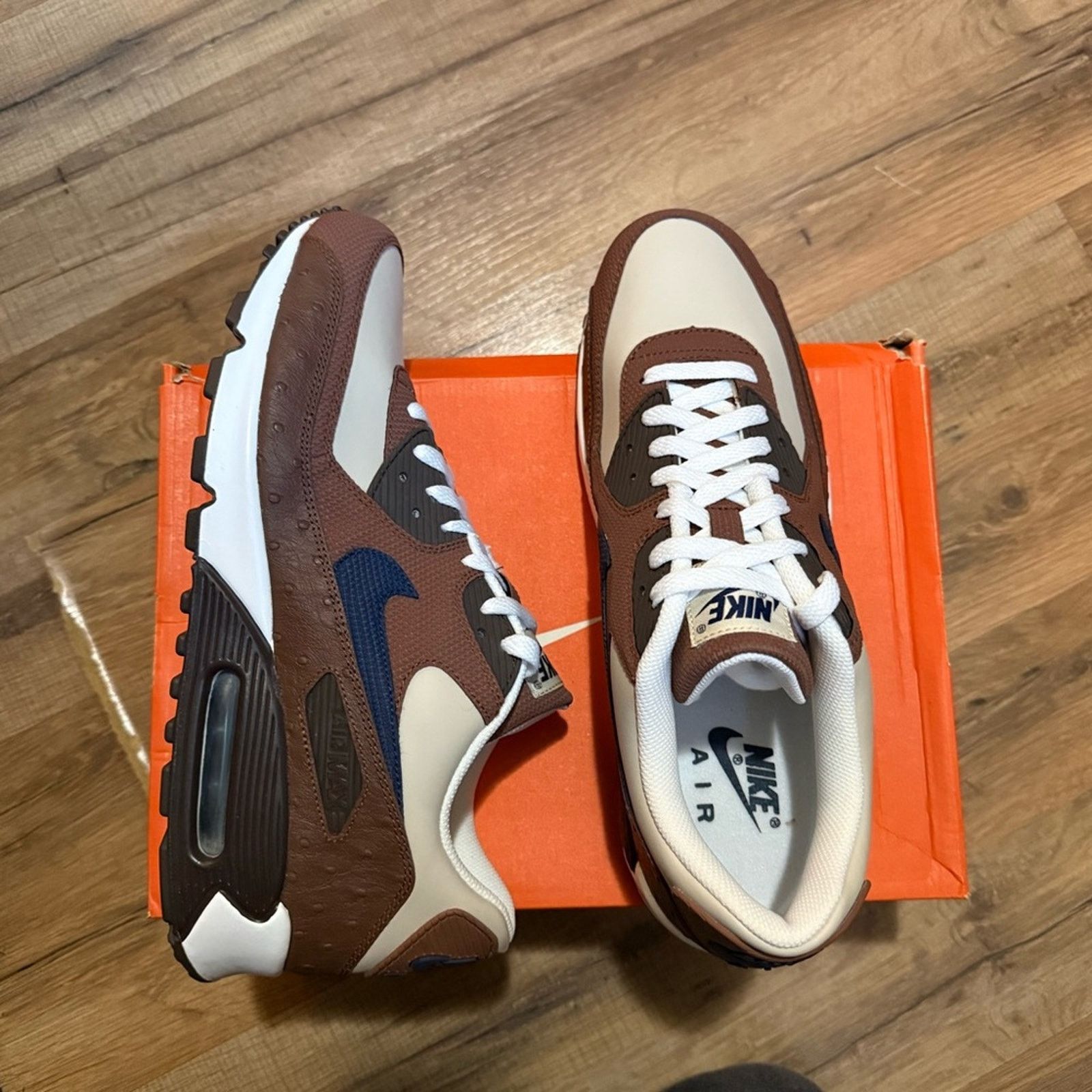 Nike 2007 Nike Air Max 90 Leather ‘Rustic Midnight Navy-Sanddrift Size US 11 / EU 44 - 1 Thumbnail