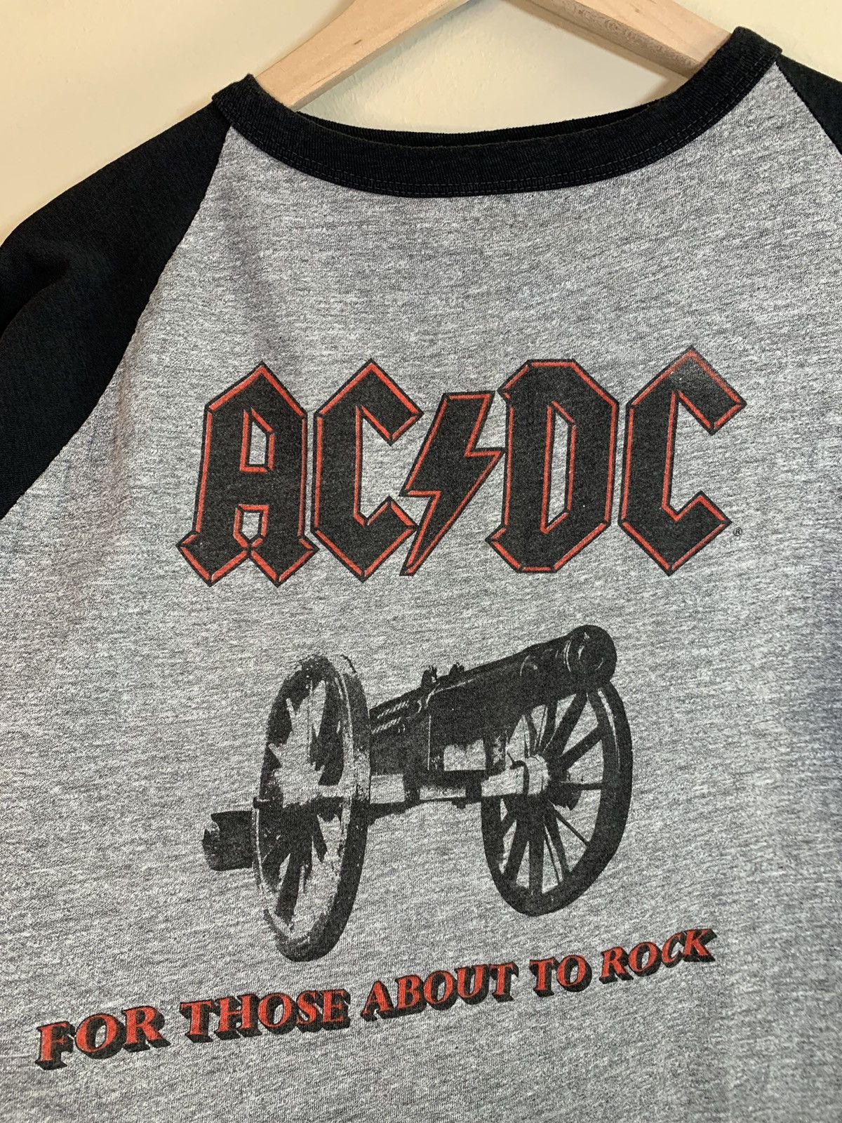 AC/DC × Band Tees × Vintage *RARE* Vintage 1982 AC/DC For Those About To Rock Tour Shirt Size US L / EU 52-54 / 3 - 3 Thumbnail
