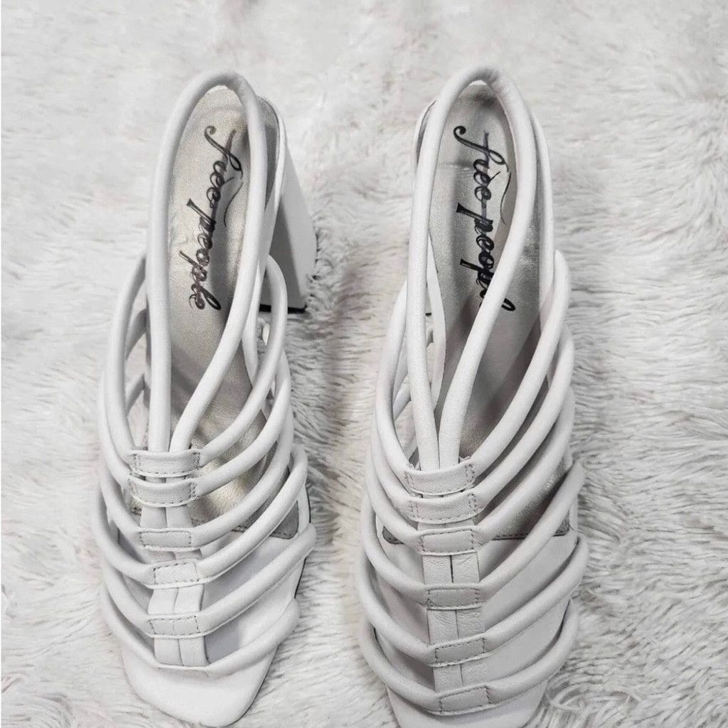 Free People Free People Black Colette Cinched Heels Size 40. SH4 Size US 9 / IT 39 - 3 Thumbnail