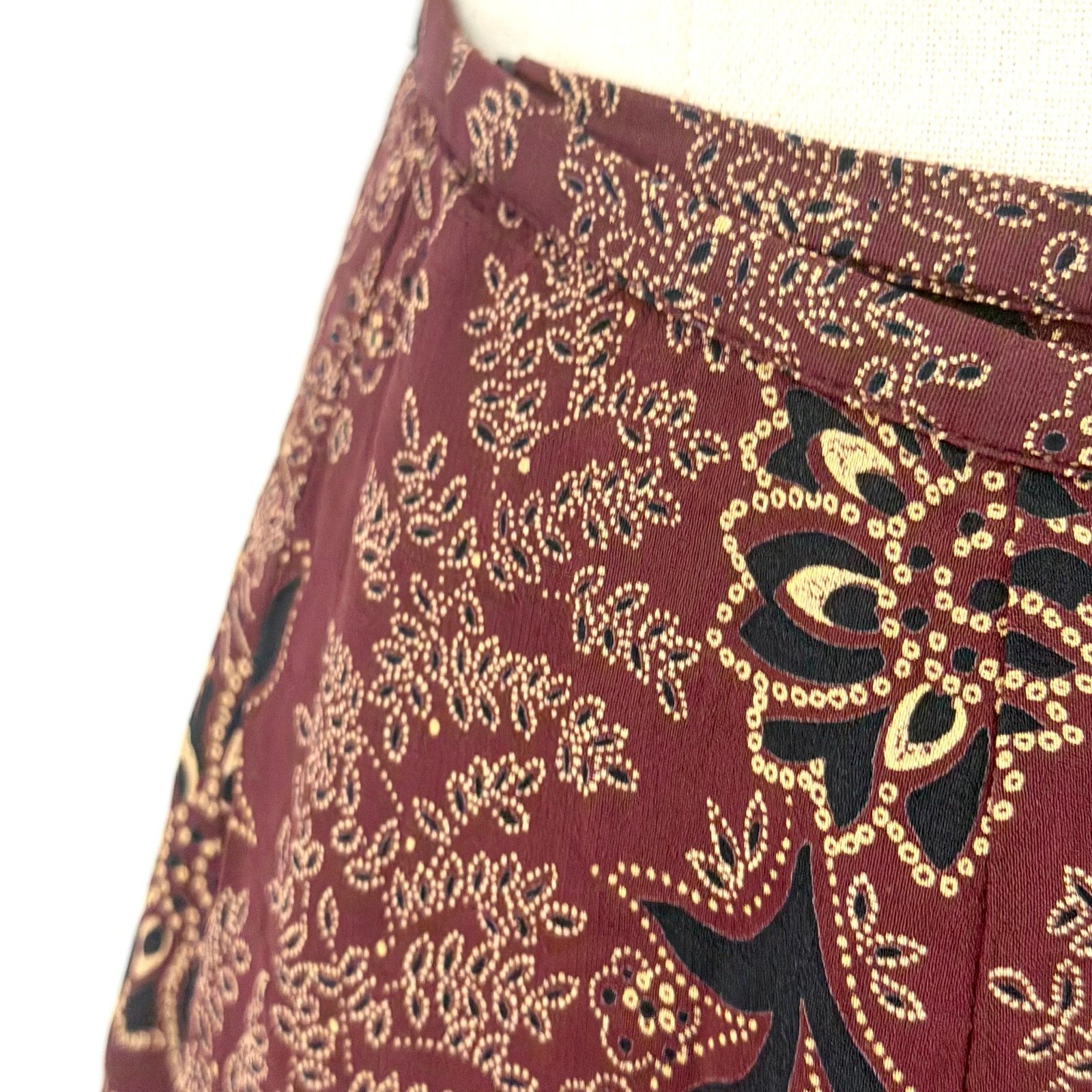 Ann Taylor Vintage 90s Maroon Tan Floral Rayon Boho Wrap Maxi Skirt Size 26" / US 2 / IT 38 - 3 Thumbnail