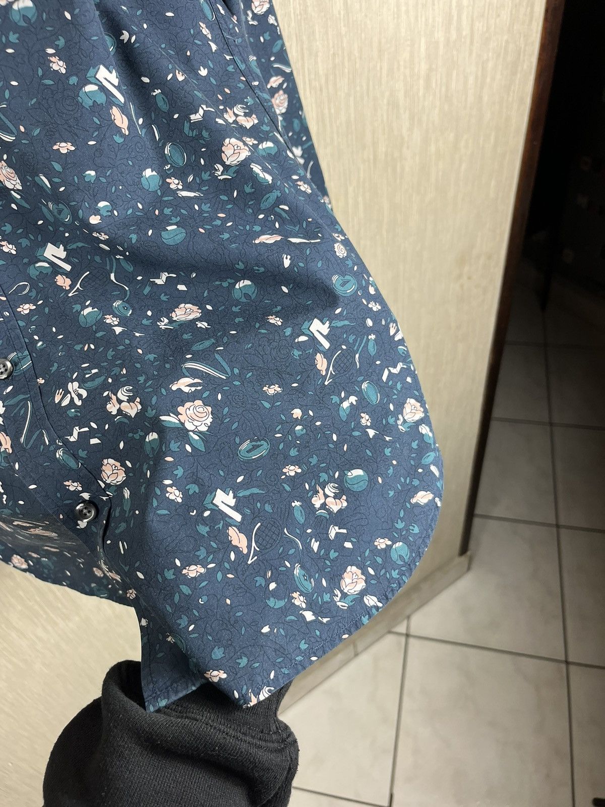 Designer × Lacoste Lacoste live l!ve full print floral designer shirt 39 logo Size US S / EU 44-46 / 1 - 18 Thumbnail