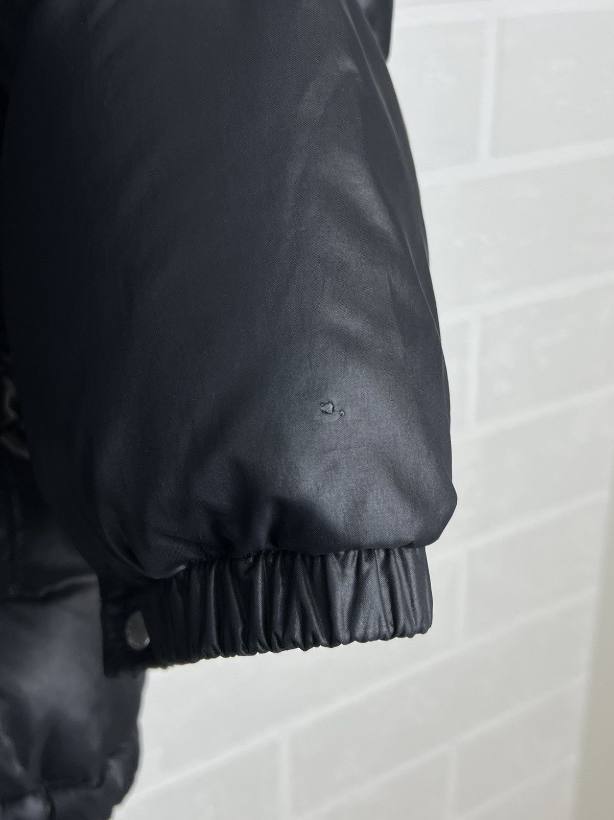 Moncler MONCLER Jacket Down Puffer Patch Logo Black Vintage Rare Men Size US S / EU 44-46 / 1 - 22 Thumbnail