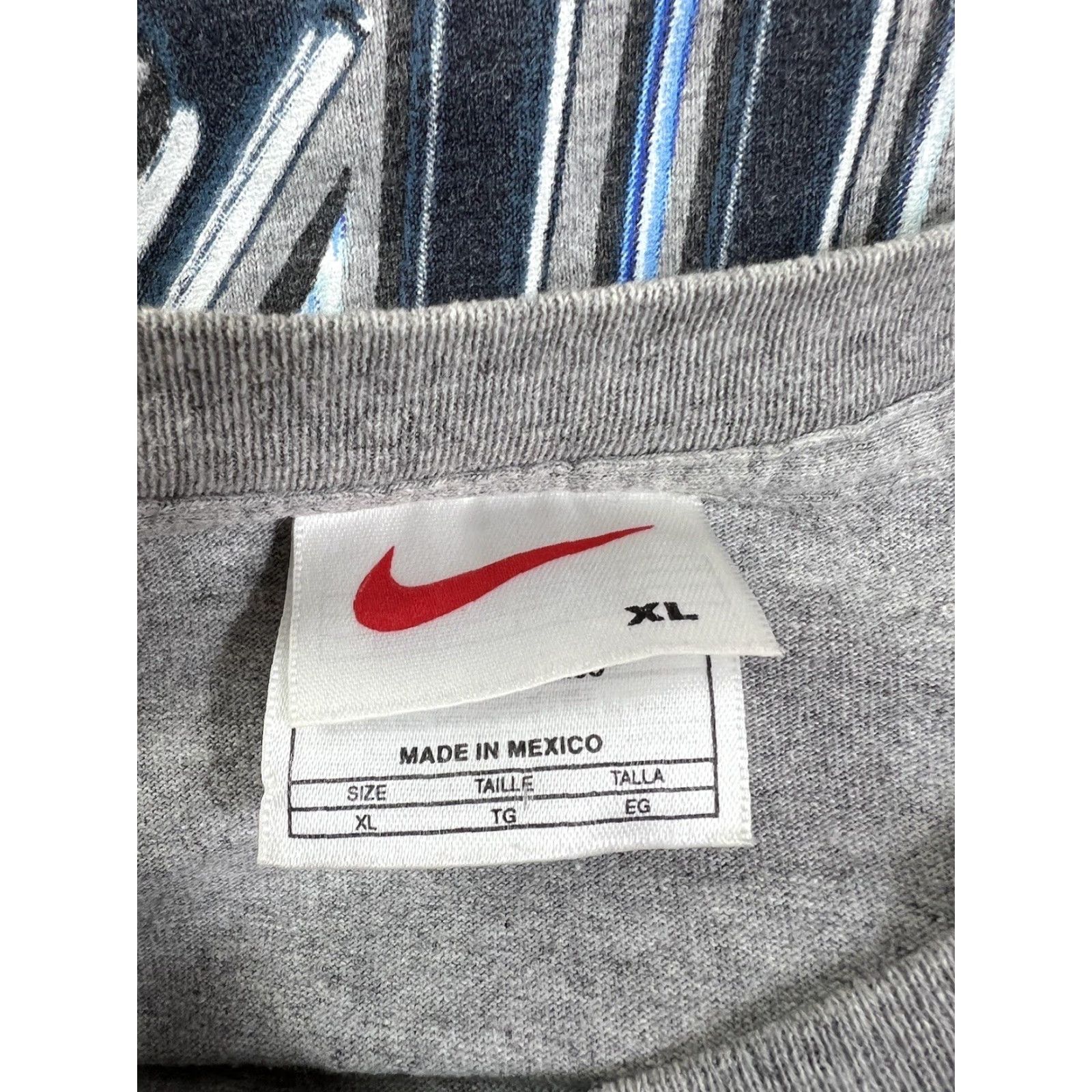 Nike VINTAGE Nike Shirt Men XL Gray 90s Double-Sided Short Sleeve T-Shirt Mens Classic Sports Size US XL / EU 56 / 4 - 6 Thumbnail