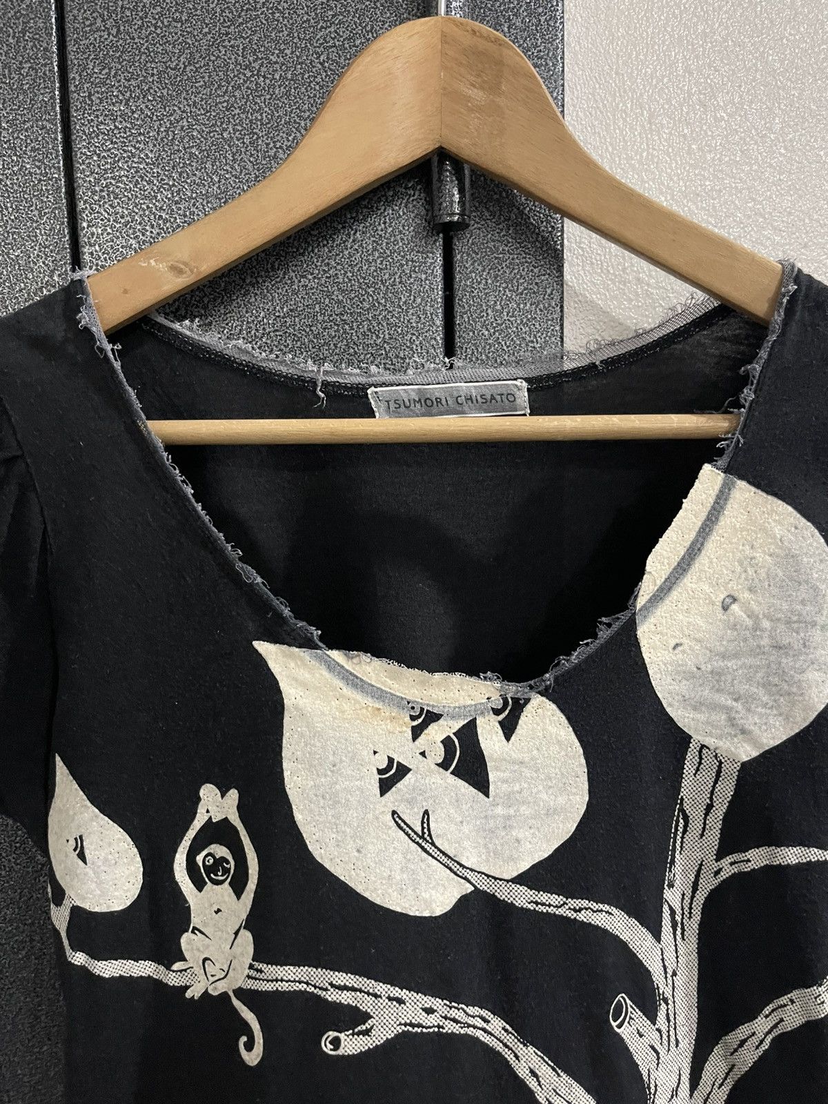 Issey Miyake Issey Miyake Tsumori Chisato Tree Design Tee Size S / US 4 / IT 40 - 10 Thumbnail