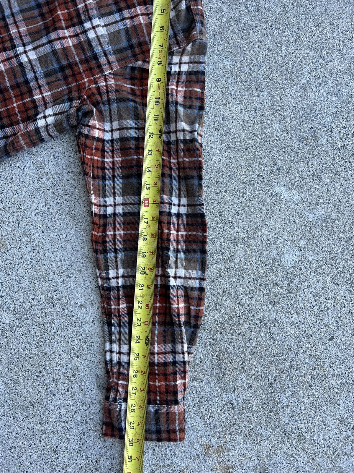 Carhartt Late 2000s Carhartt Relaxed Fit Orange/Brown Plaid Flannel Size US L / EU 52-54 / 3 - 4 Thumbnail