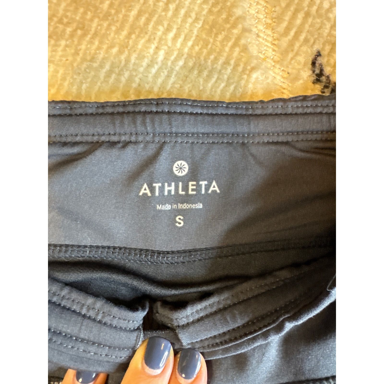 Athleta Athleta Ready Set Go Running Shorts in Black Fusion Stripe Size 25" / US 0 / IT 36 - 3 Thumbnail