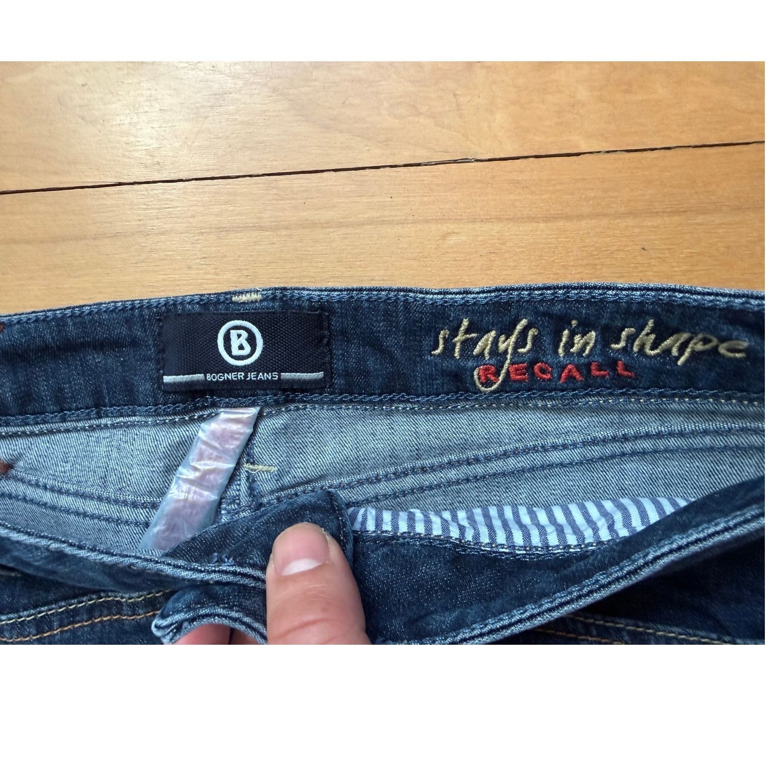 Bogner Bogner Jeans Premium Dark Wash Denim Skirt - Size 36 EU Size 27" / US 4 / IT 40 - 2 Thumbnail
