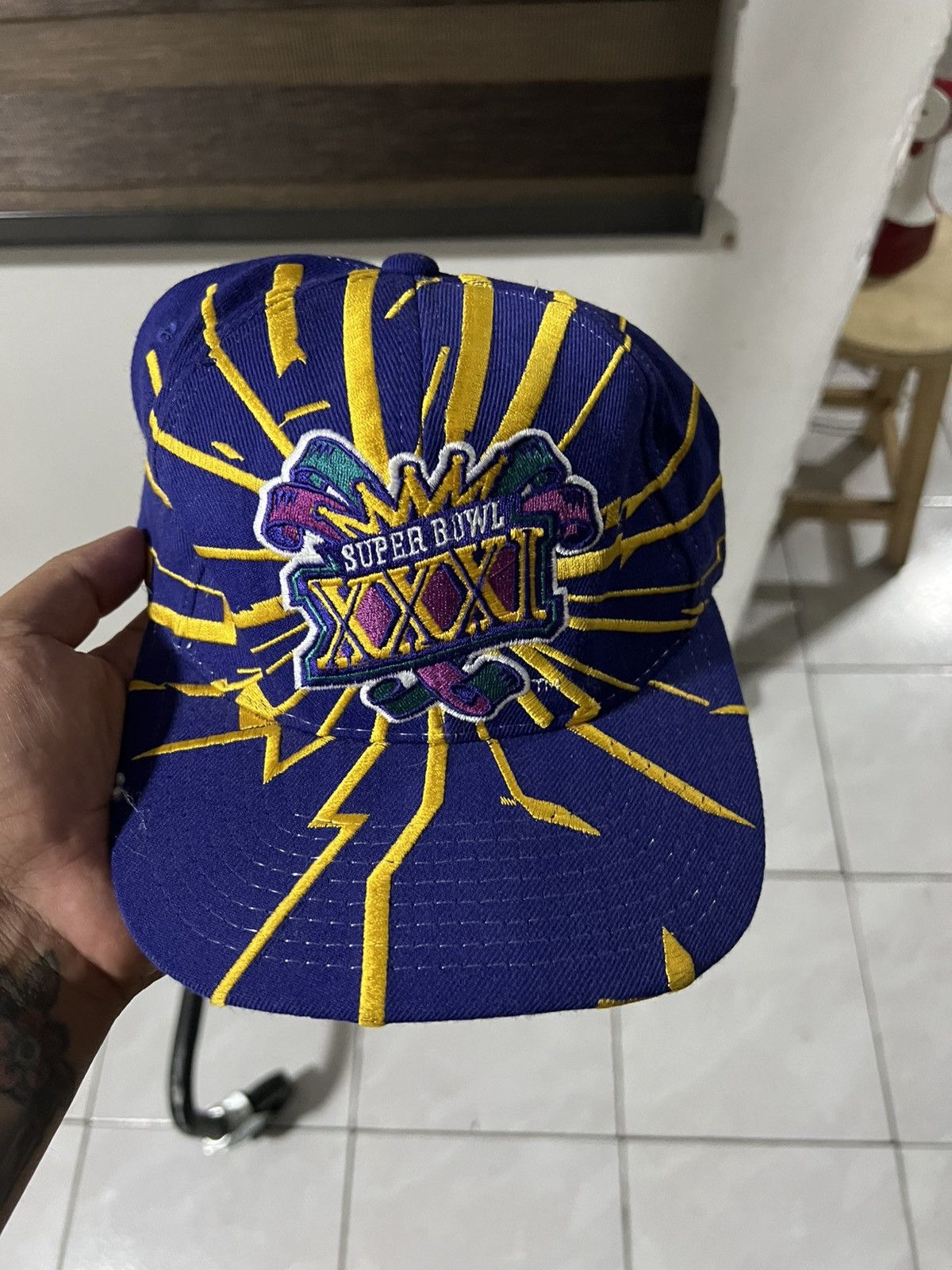 Starter Vintage Starter collision shockwave hat Size ONE SIZE - 1 Thumbnail