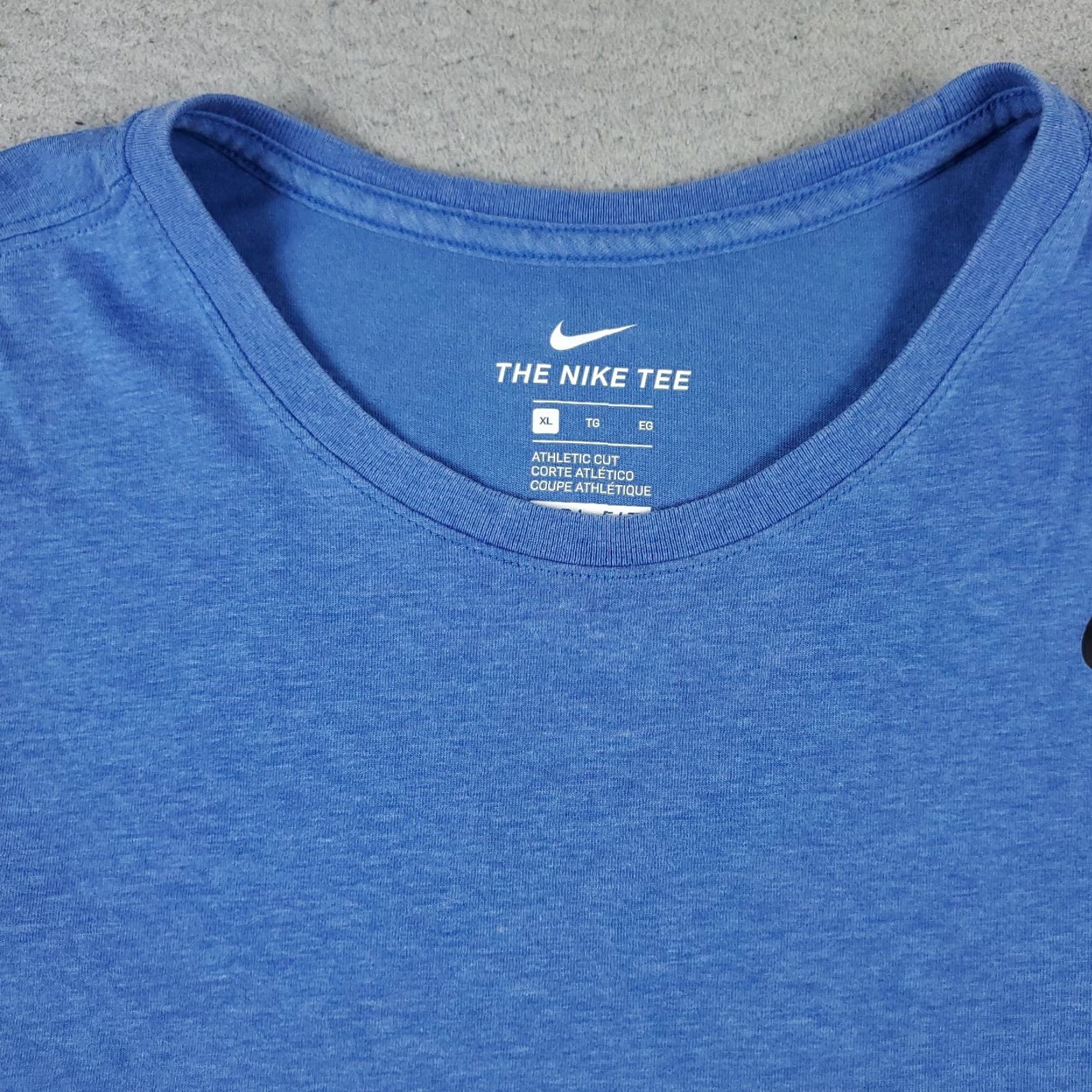 Nike Nike Dri-Fit Shirt Mens XL Blue Short Sleeve Casual Sports Size US XL / EU 56 / 4 - 3 Thumbnail