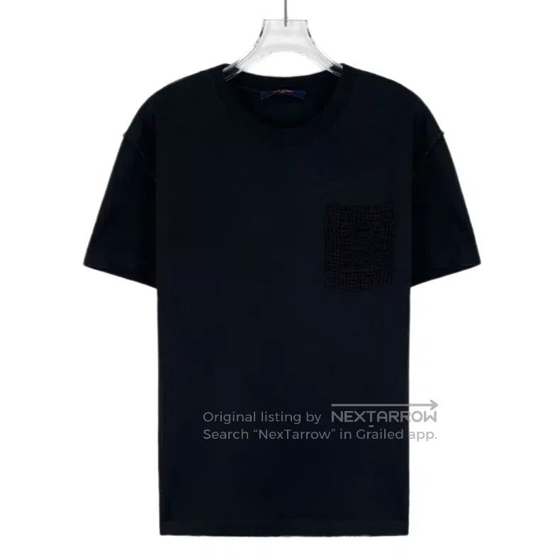 Louis Vuitton Louis Vuitton 22 black pocket logo embroidered cotton crew Size US S / EU 44-46 / 1 - 1 Thumbnail