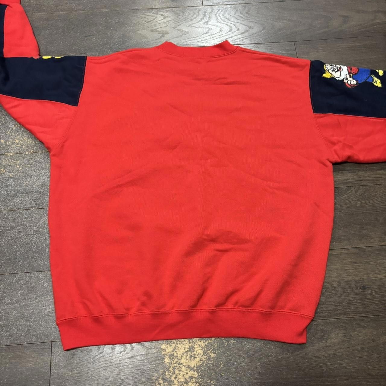 Designer vintage Snow White and the seven dwarves sweatshirt 90s M Size US M / EU 48-50 / 2 - 5 Thumbnail