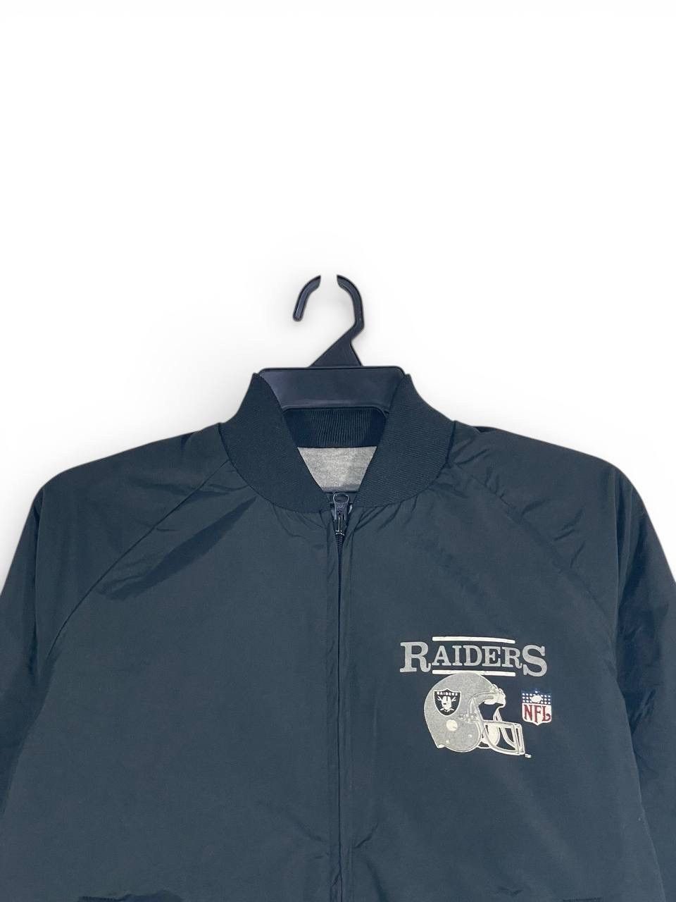 Other Vintage 90s los angeles raiders oakland riversable jacket M Size US M / EU 48-50 / 2 - 4 Thumbnail