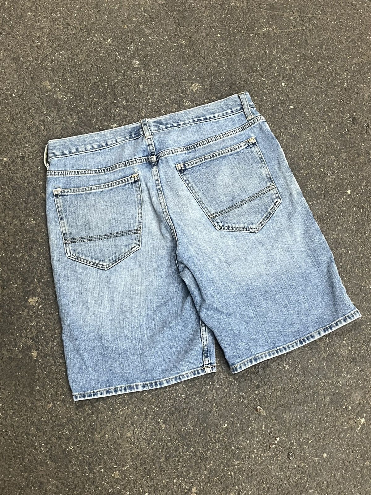 Vintage Jorts baggy fit y2k lightwash skater hype rare hip hop Size US 34 / EU 50 - 4 Thumbnail