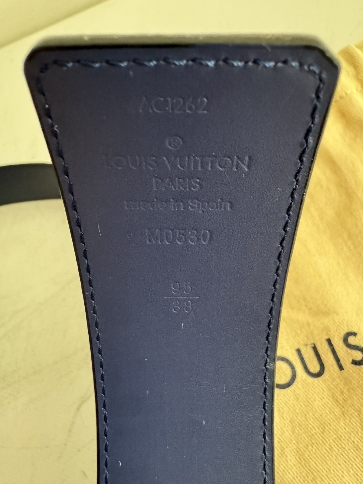 Louis Vuitton Louis Vuitton LV initials MNG Bandana Belt 38/95 Size 38 - 5 Thumbnail