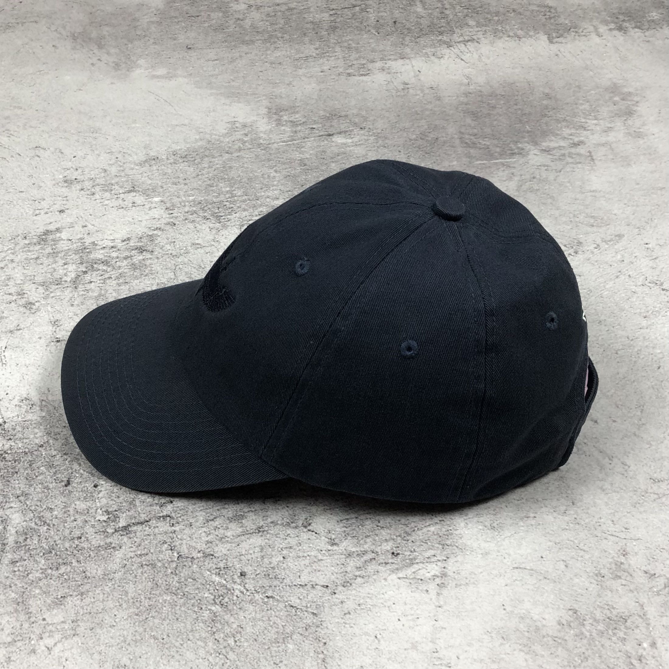 Noah Rare Noah NY Winged Book Dagger Emblem Navy Blue Men’s Cap Size ONE SIZE - 5 Thumbnail