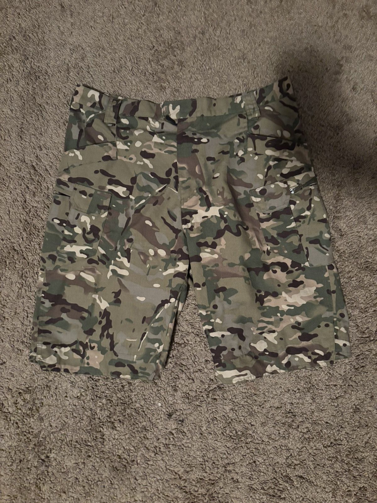Other Camo short Size US 34 / EU 50 - 2 Thumbnail