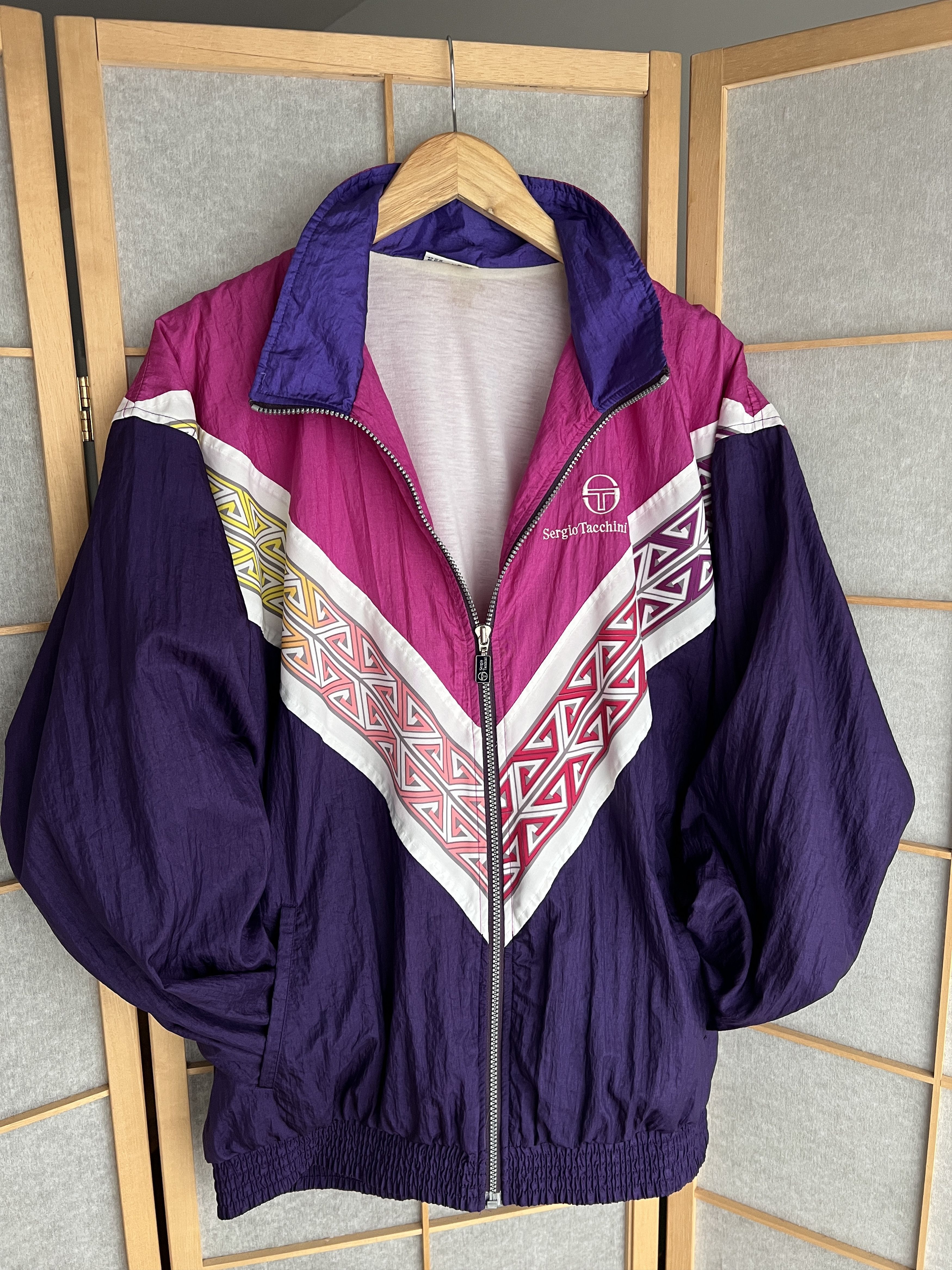 Sergio Tacchini Sergio Tacchini vintage 80s 90s nylon track top retro jacket Size US L / EU 52-54 / 3 - 10 Thumbnail