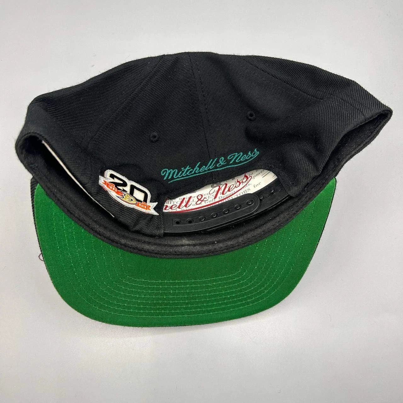 Mitchell & Ness Mighty Ducks Hat Men Black Embroidered Snap Back Cap Size ONE SIZE - 5 Thumbnail