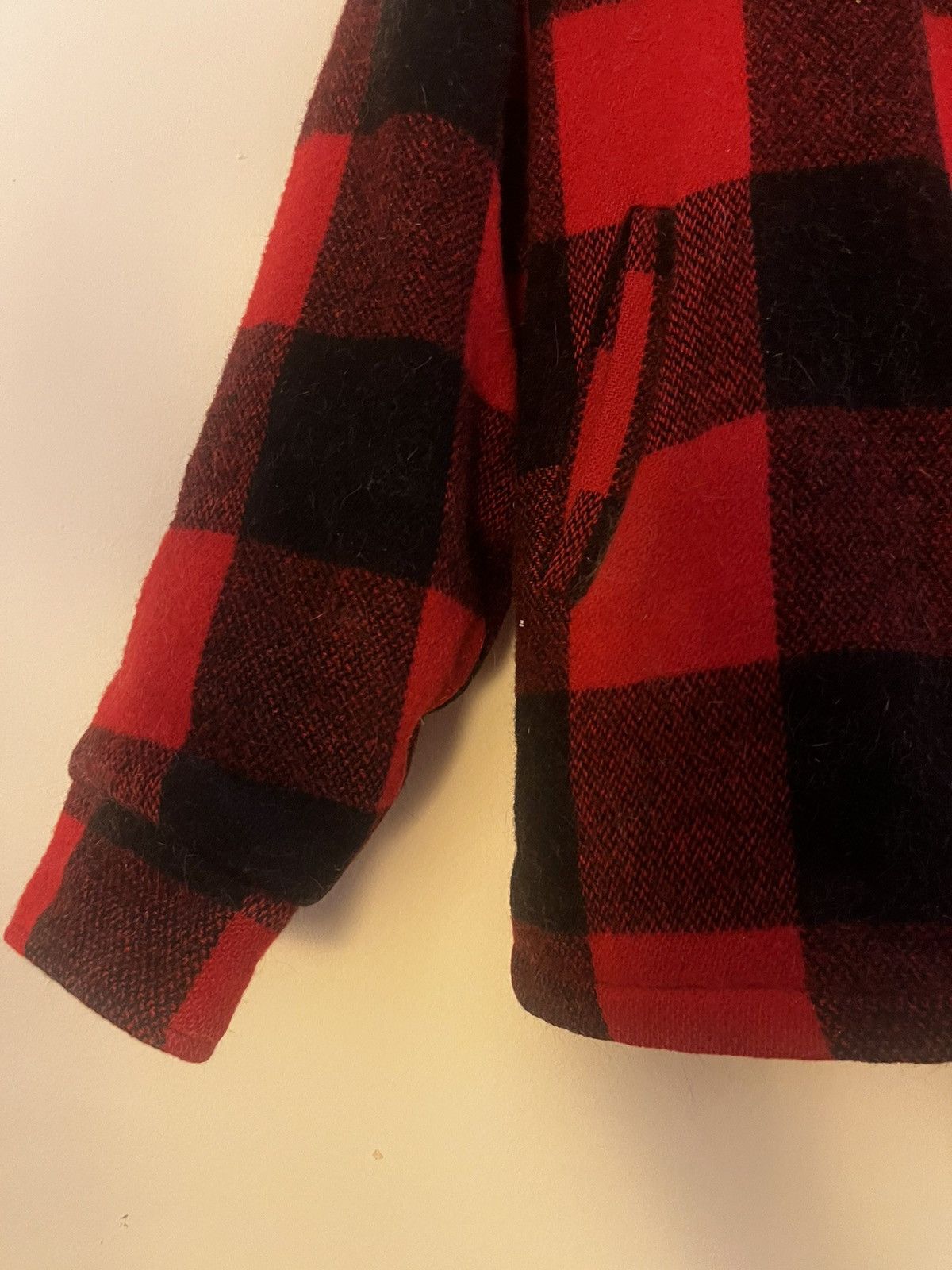Vintage Vintage Woolrich Tartan Plaid Jacket S Size US S / EU 44-46 / 1 - 4 Thumbnail