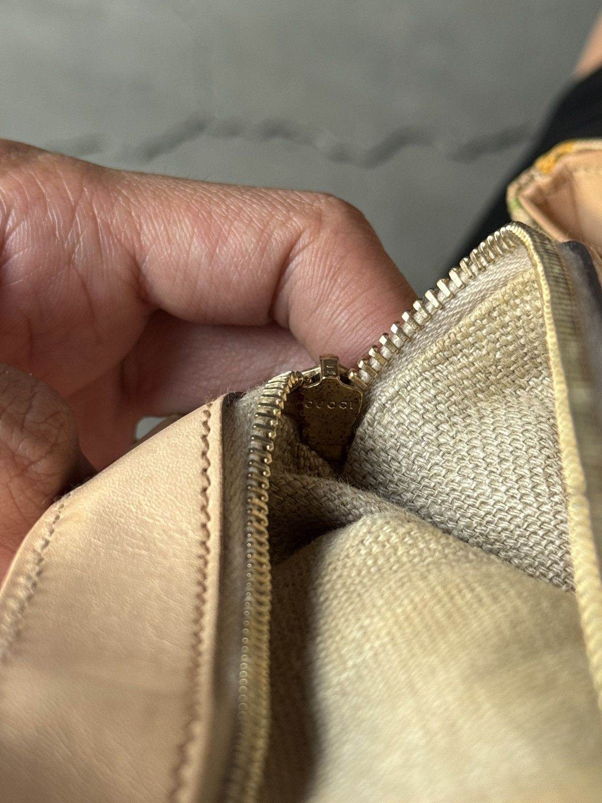 Gucci Gucci Bamboo Flora Nailhead Canvas Handbag Multiple colors Size ONE SIZE - 16 Thumbnail