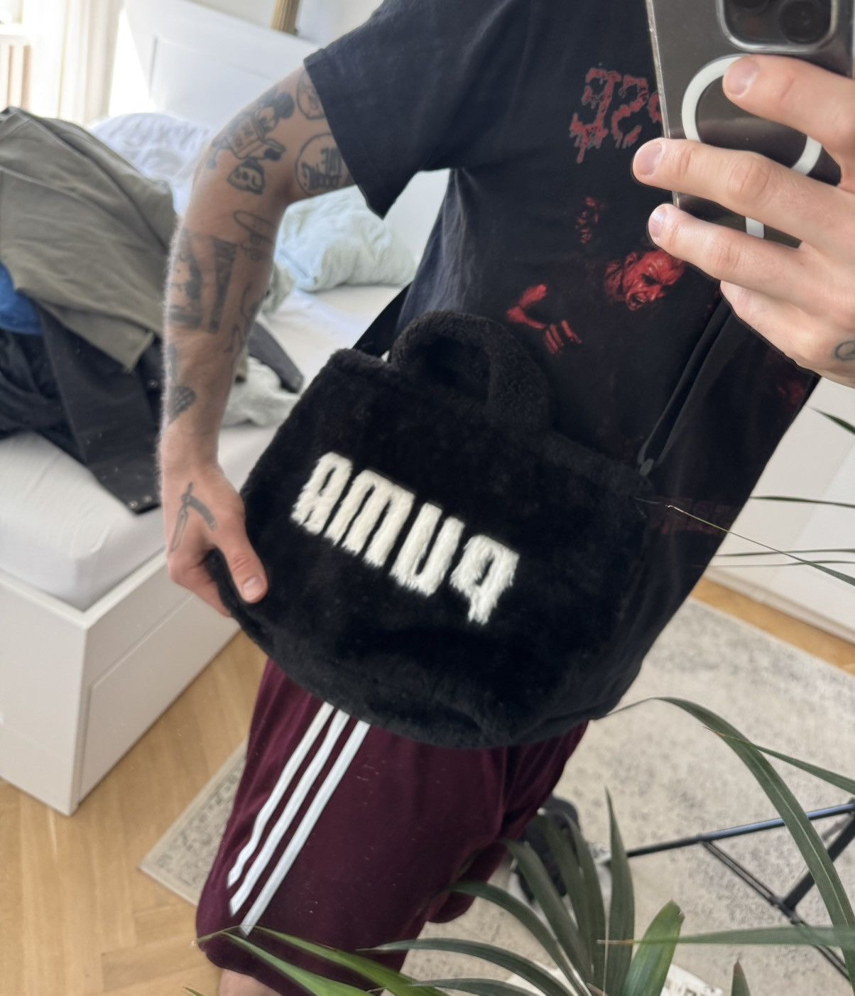 Puma Vintage Y2k Puma Bag Black White Fuzzy Fur Avant Garde Hype Size ONE SIZE - 3 Thumbnail