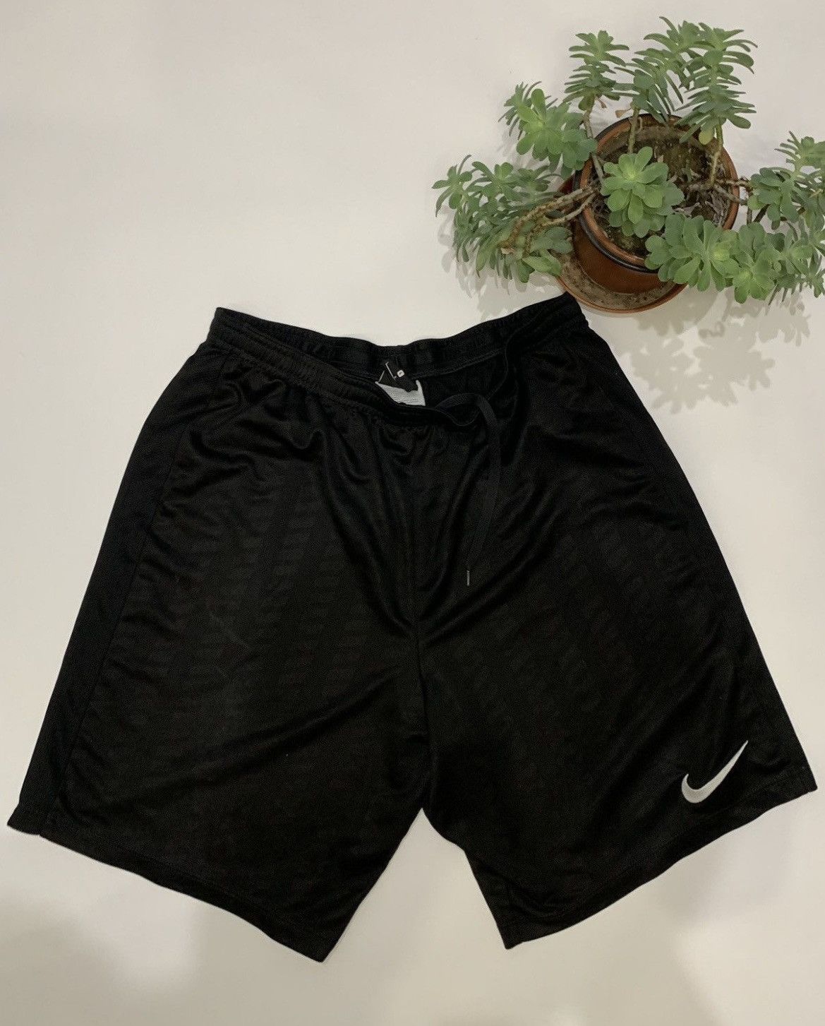 Nike Nike Athletic Shorts Size US 34 / EU 50 - 1 Thumbnail
