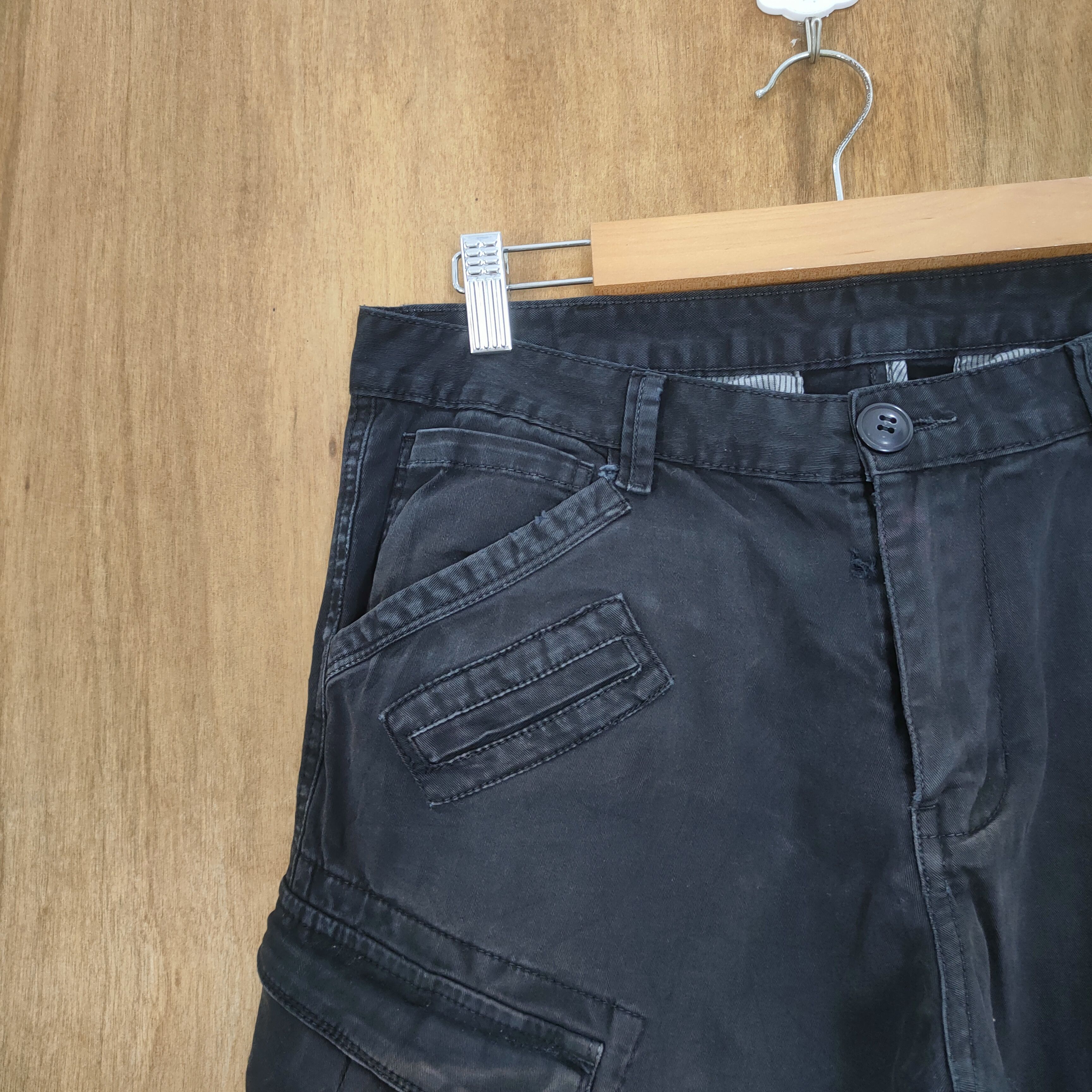Japanese Brand × Vintage VINTAGE JAPANESE BLACK SKINNY CARGO PANTS Size US 31 - 4 Thumbnail