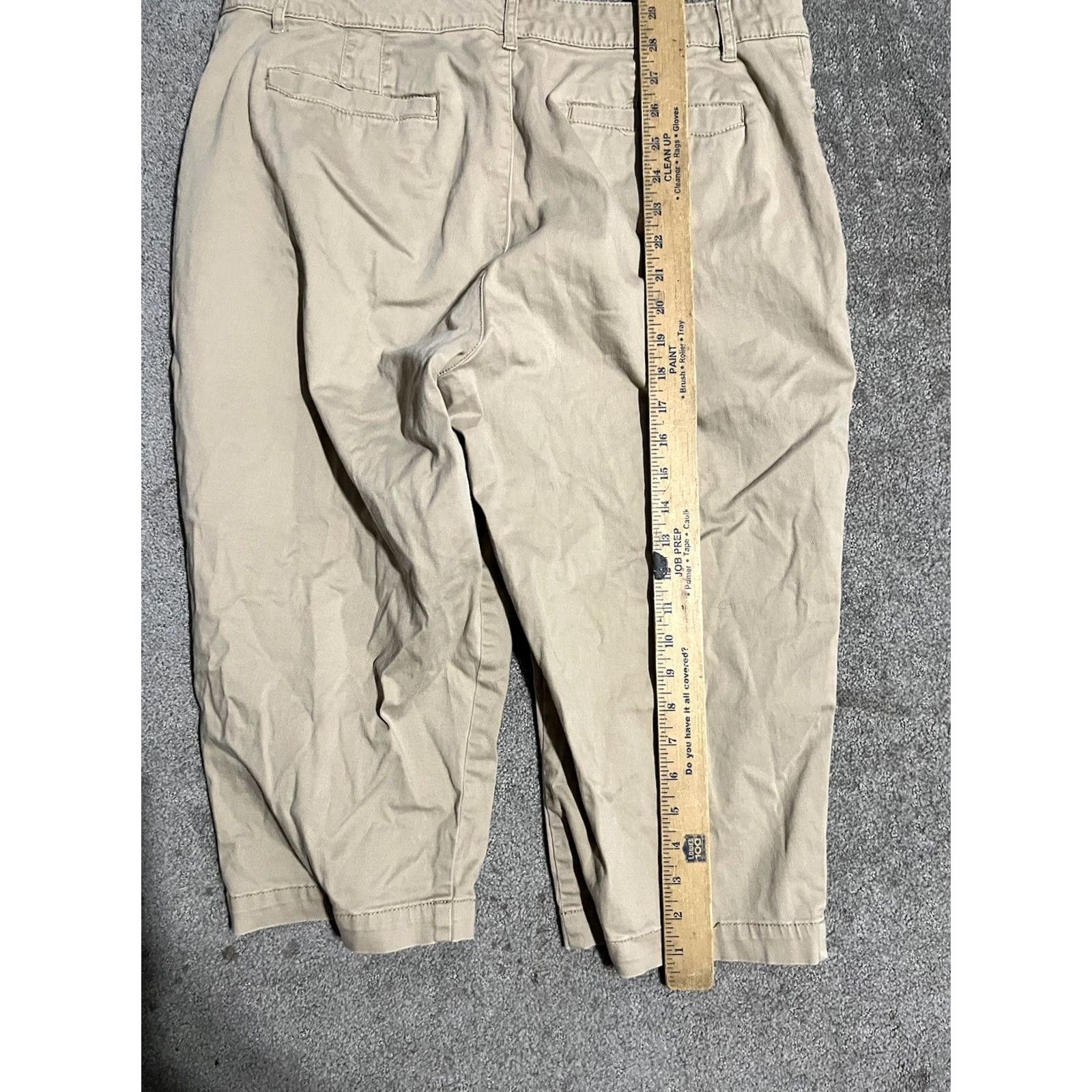 Gloria Vanderbilt Gloria Vanderbilt Khaki Capri Pants Womens 14 Stretch Cotton Crop Twill Straight Inseam 17.5 Beige Baseball Logo Pockets Capris Size 36" / US 14 / IT 50 - 5 Thumbnail