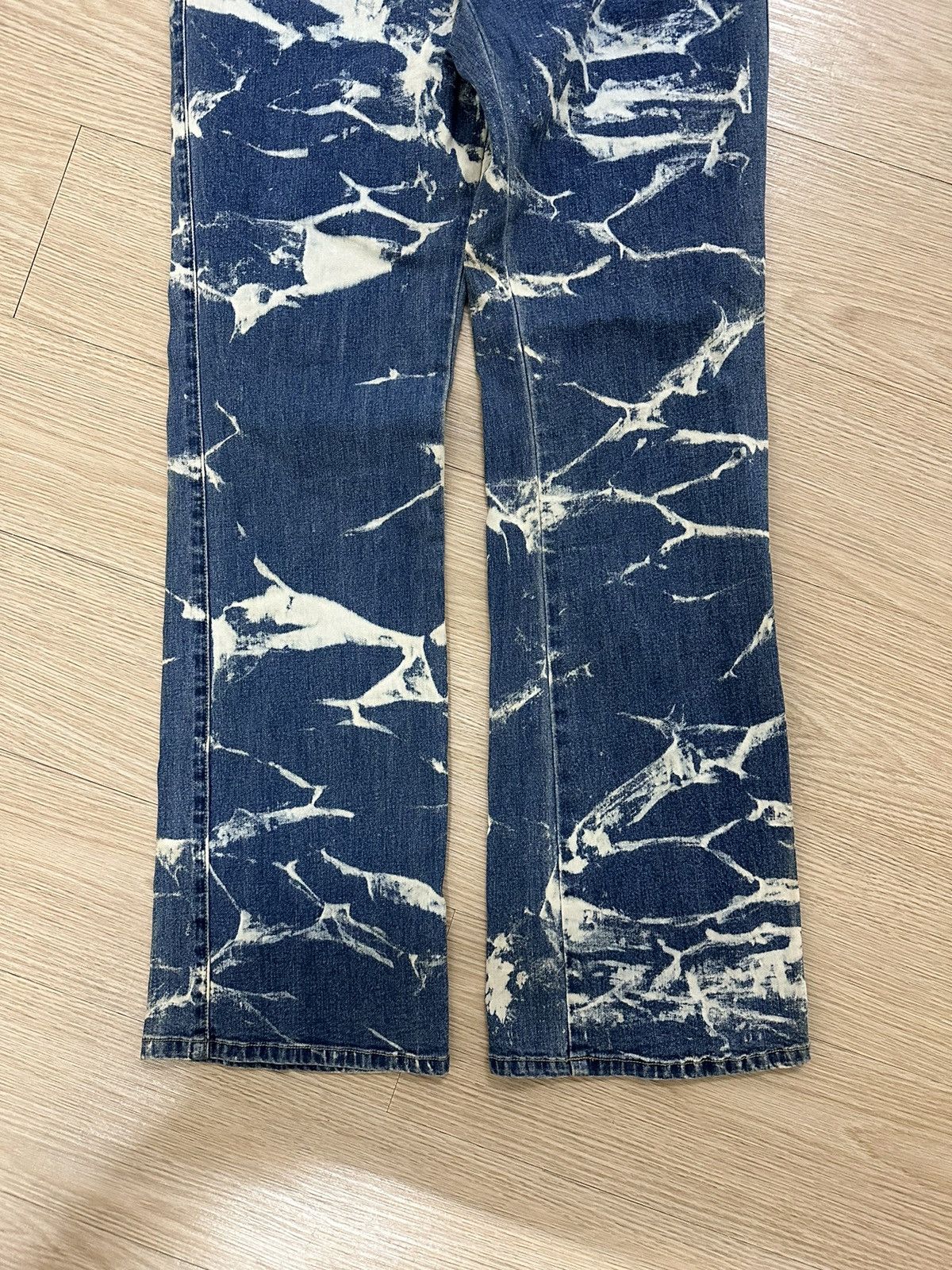 Hysteric Glamour × Japanese Brand Japanese Brand Bleach Flared Jeans Hysteric Glamour Size US 28 / EU 44 - 4 Thumbnail
