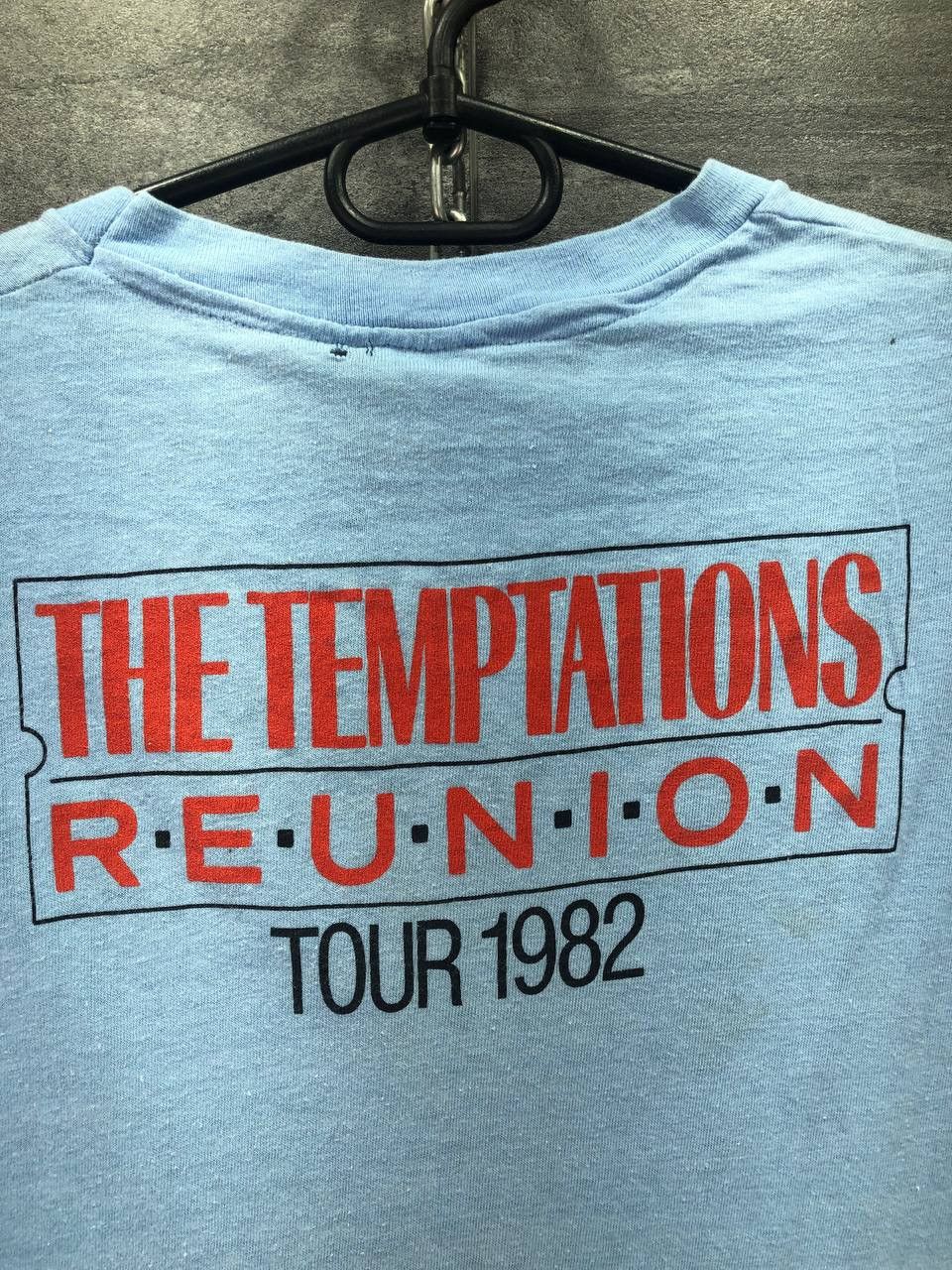 Band Tees The Temptations Reunion tour 1982 Vintage Tee Rare T-Shirt Size US XL / EU 56 / 4 - 9 Thumbnail
