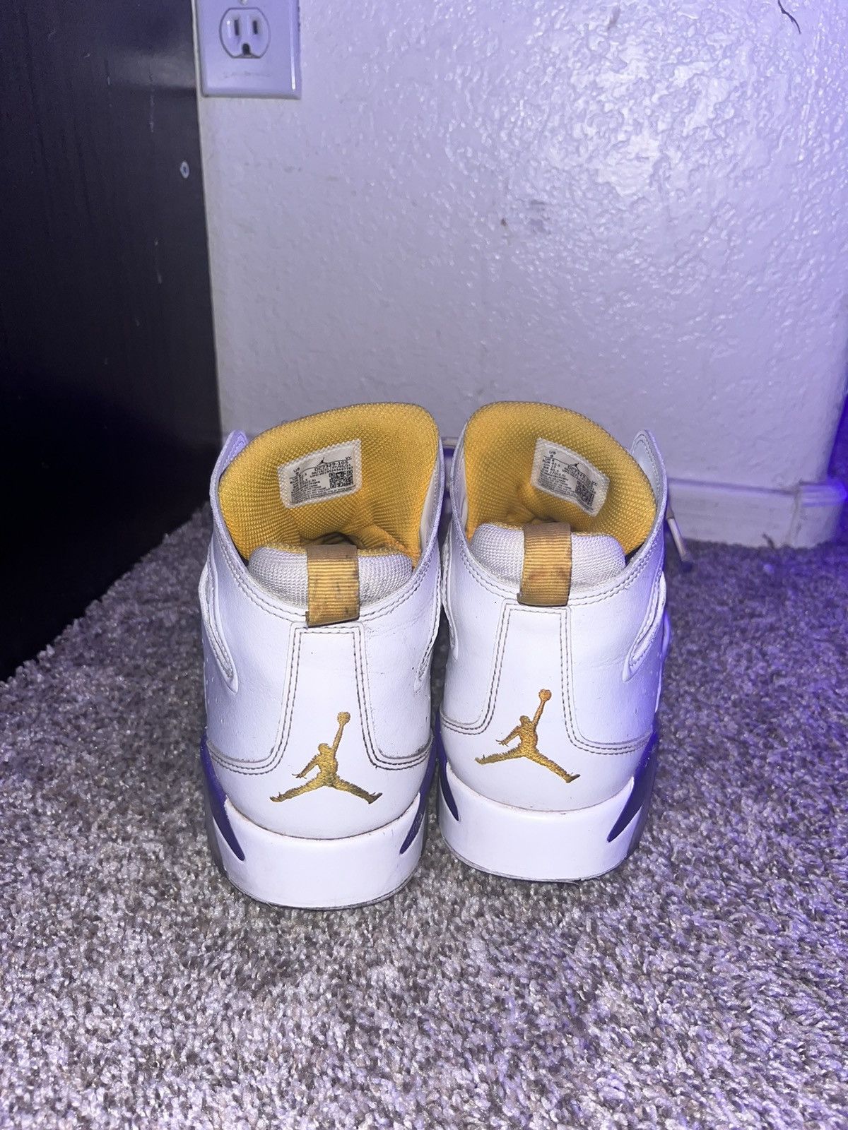 Jordan Brand Jordan Flight Club 91 Lakers Size US 9 / EU 42 - 3 Thumbnail
