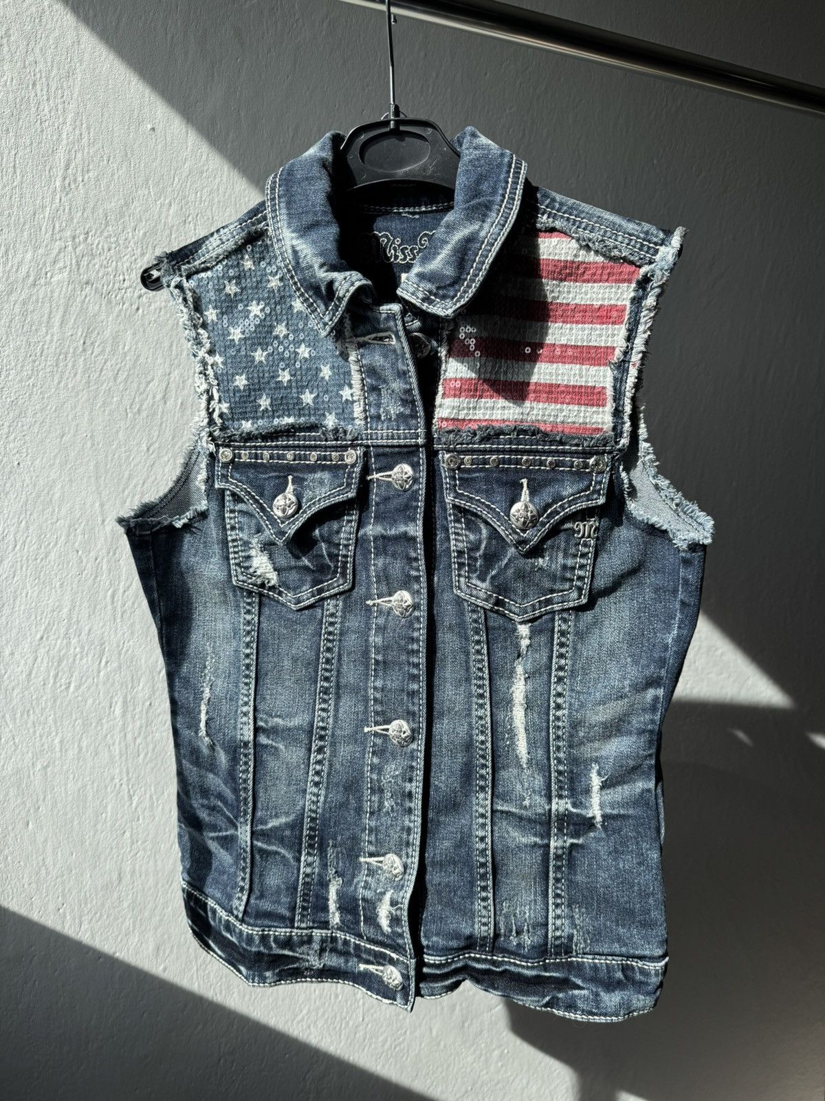 If Six Was Nine × Japanese Brand × Miss Me Miss Me Denim Vest Jacket Japanese y2k cowboy beyonce style Size S / US 4 / IT 40 - 1 Thumbnail
