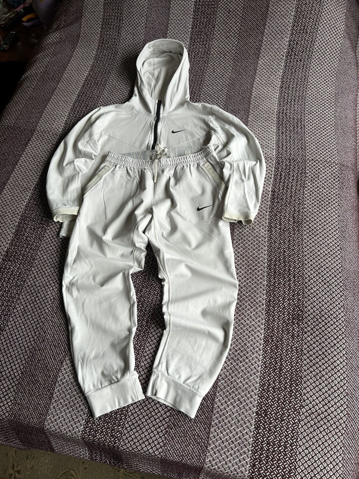 Nike Nike Sportswear Tech Pack Hoodie & Pants Size L Drill Hype Size US L / EU 52-54 / 3 - 3 Thumbnail