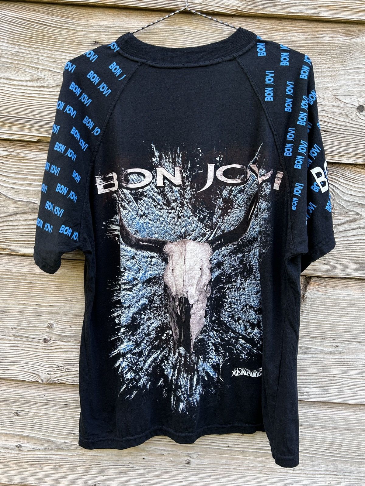Band Tees 90s Vintage Bon Jovi By Empire Rare Allover Print Boot Tee Size US M / EU 48-50 / 2 - 7 Thumbnail