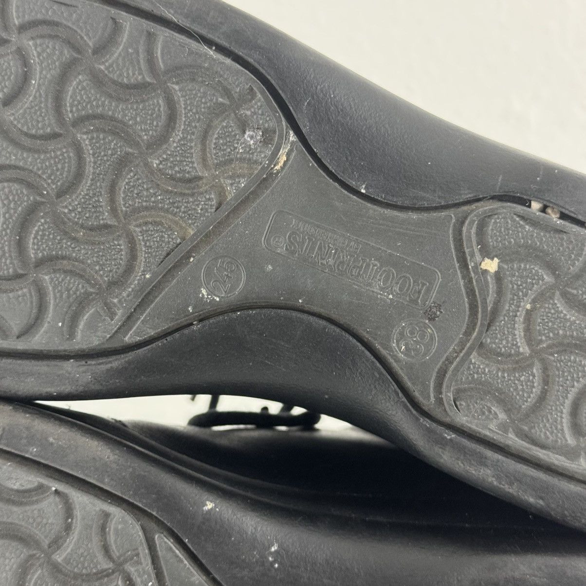 Birkenstock BIRKENSTOCK Footprints Womens Black Leather Oxford Shoes Size US 7.5 / IT 37.5 - 8 Thumbnail