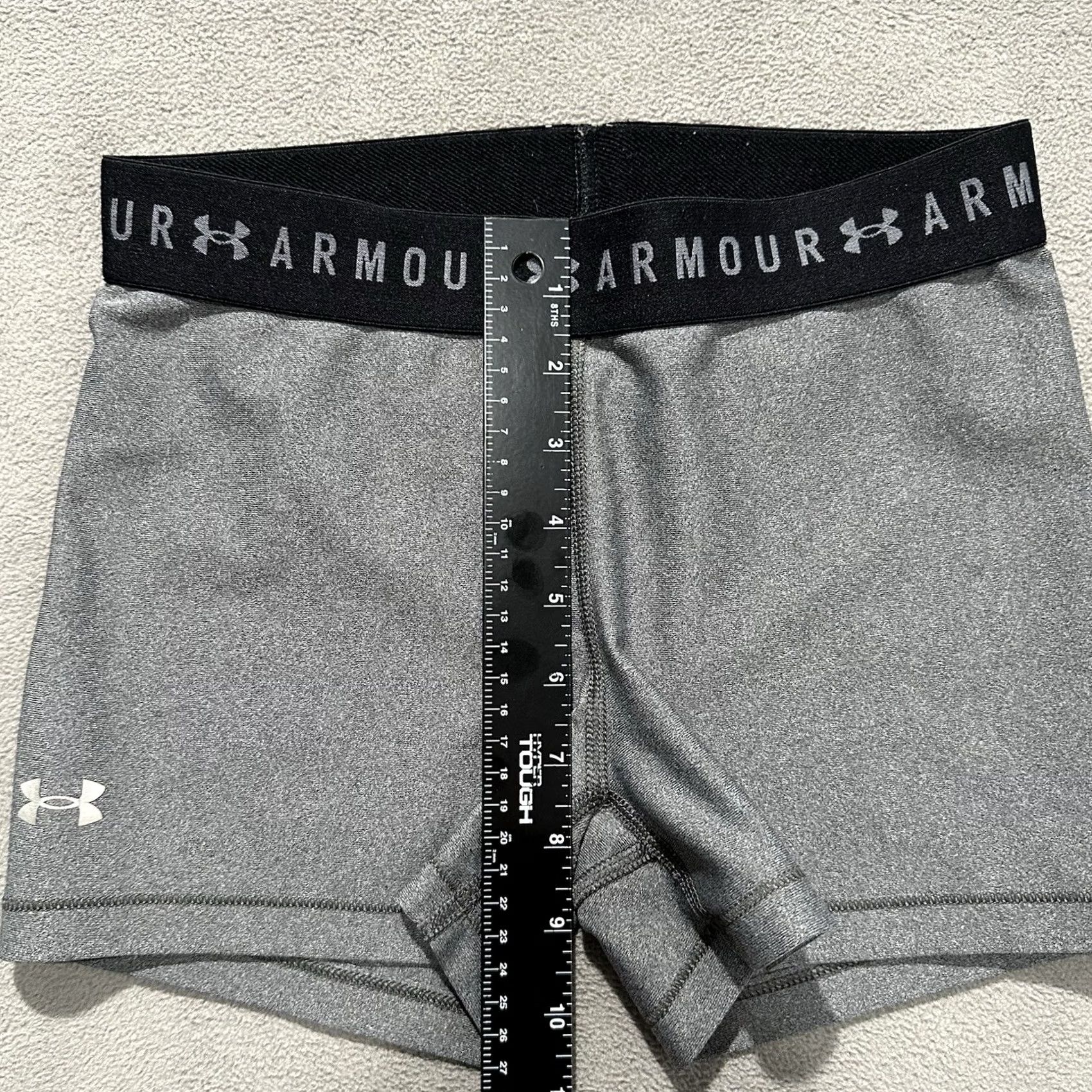 Under Armour Under Armour Compression Shorts Womens XXS Gray HeatGear 3" Athletic EUC Size 24" / US 00 / IT 34 - 5 Thumbnail