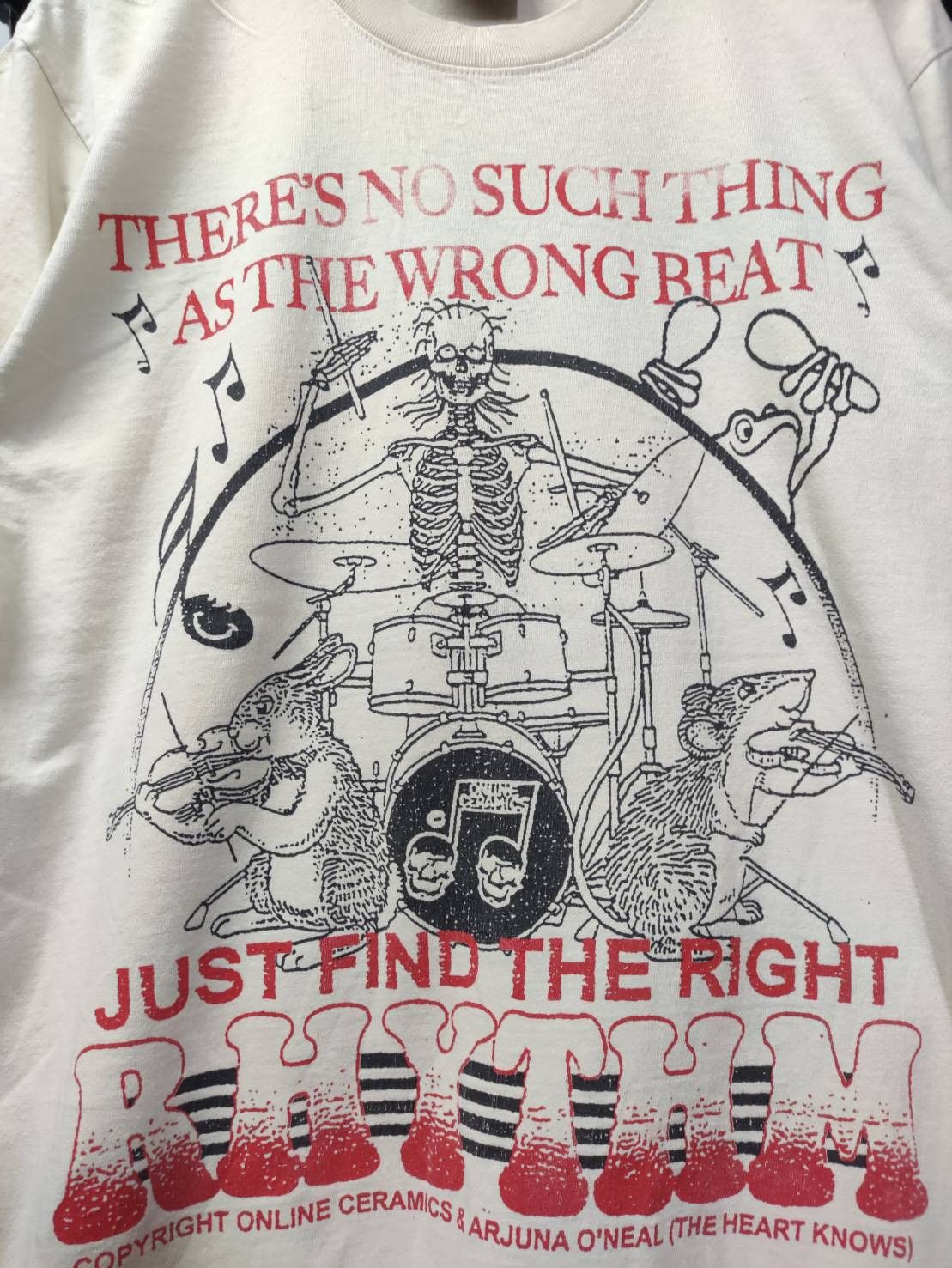 Online Ceramics Online Ceramics " Wrong Beat Right Rhythm " T-Shirt Size US M / EU 48-50 / 2 - 2 Thumbnail