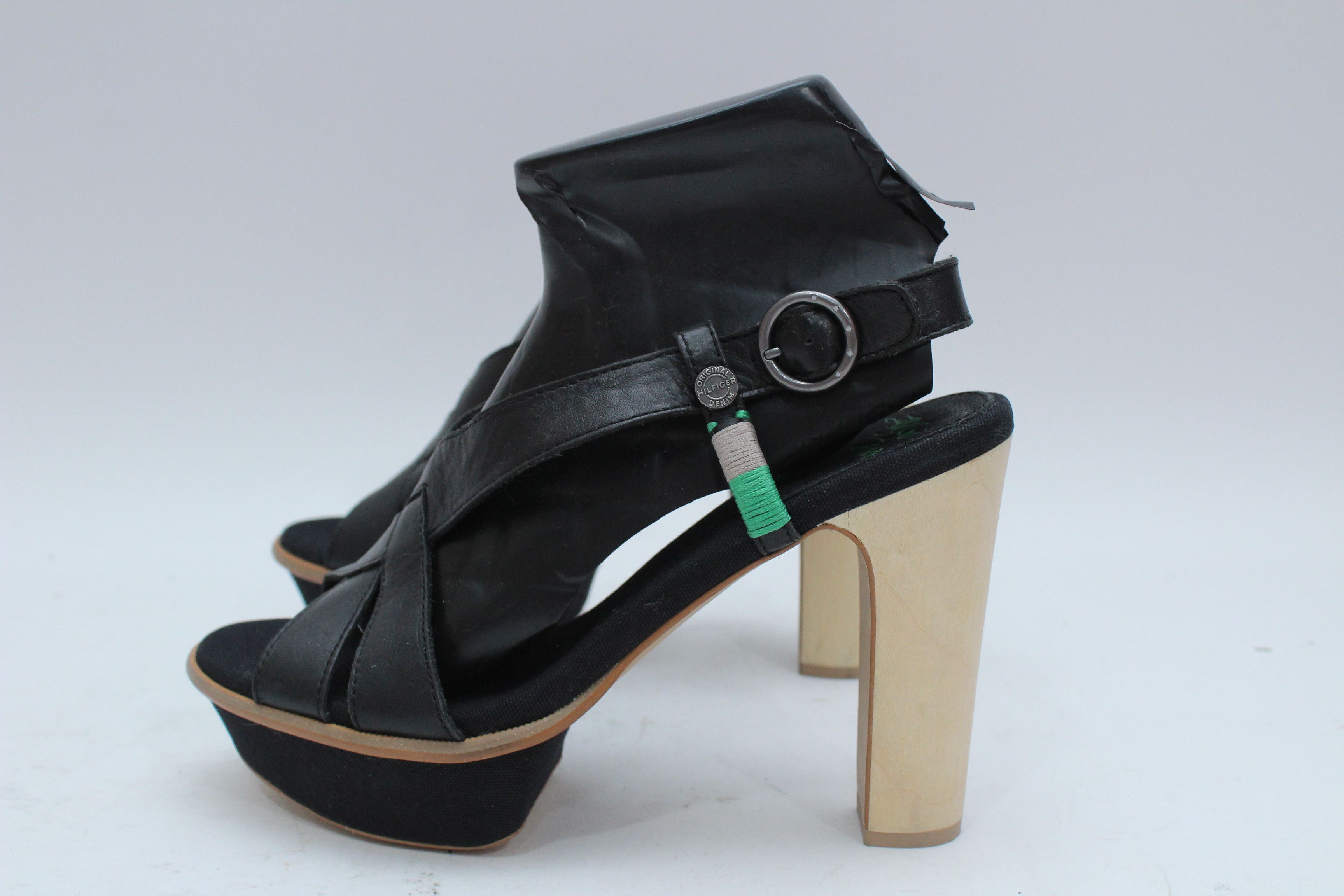 Tommy Hilfiger Tommy Hilfiger Sandals Hells Size 41 Authentic Vintage Size US 11 / IT 41 - 1 Thumbnail