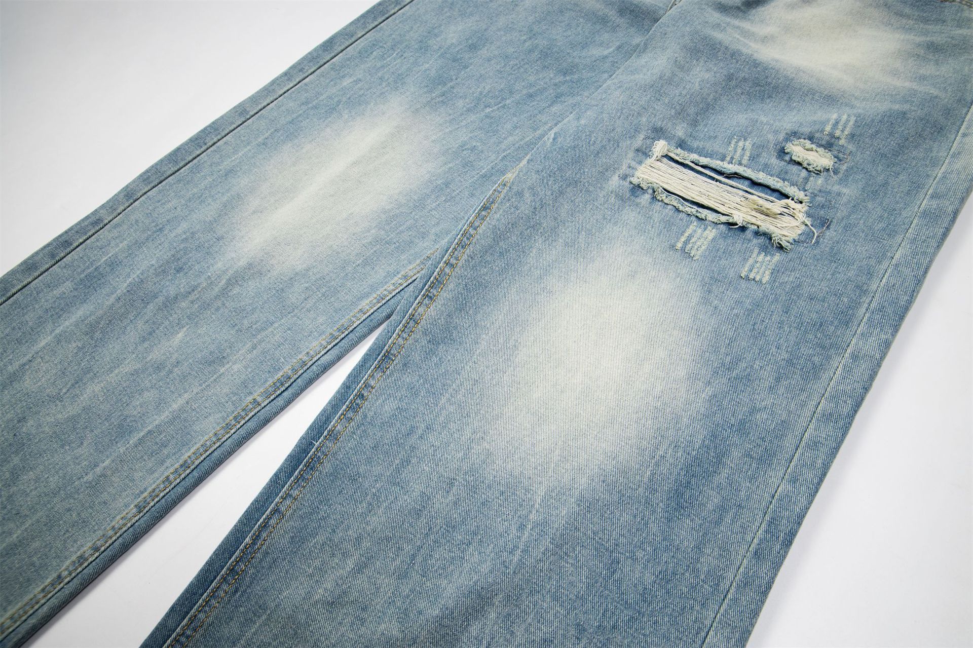 Vintage American Vintage Washed Distressed Ripped Straight-Leg Jeans Size US 32 / EU 48 - 5 Thumbnail