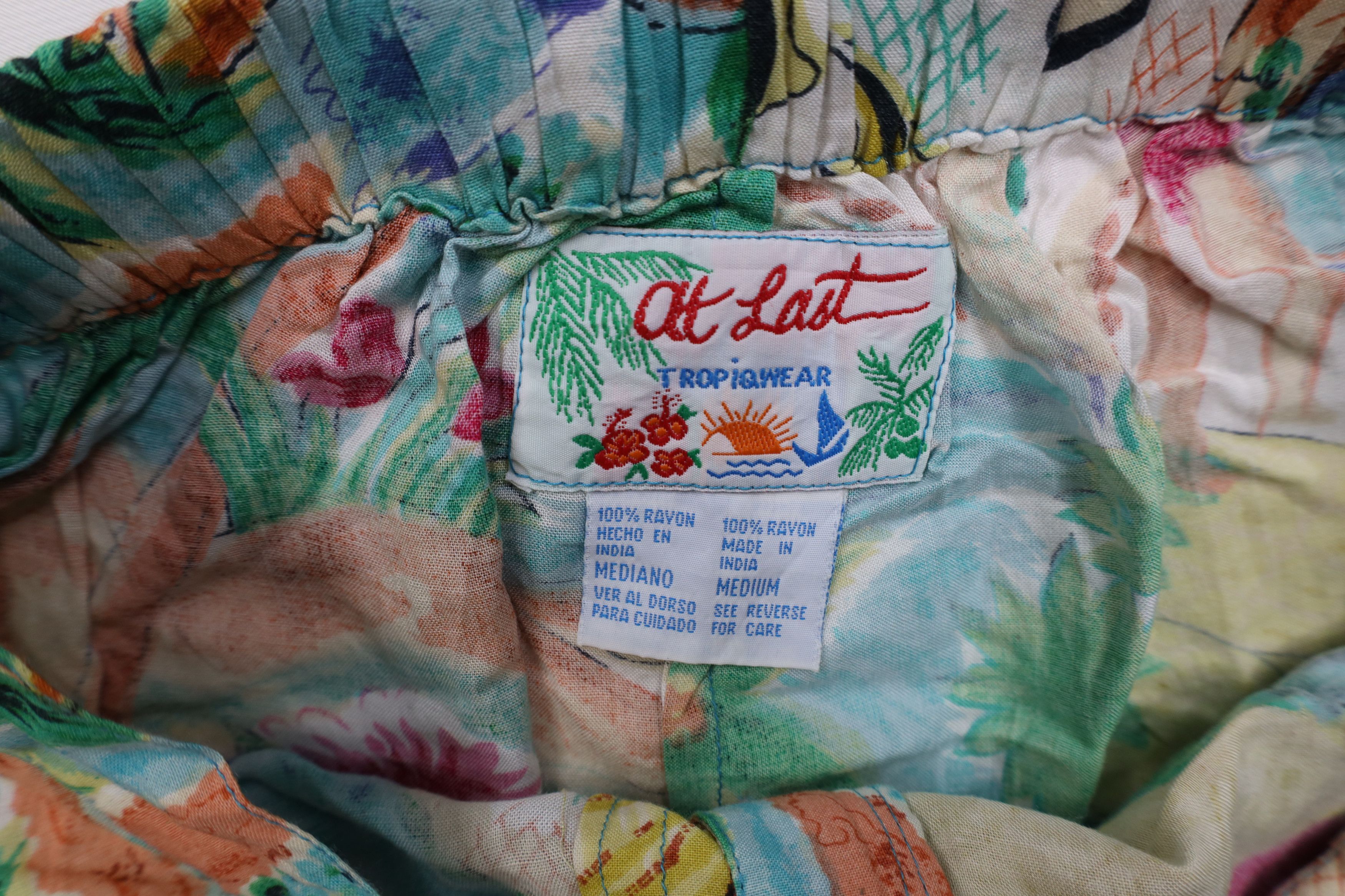 Vintage Vintage 90s Streetwear Pineapple Sailing Beach Surf Shorts Size 28" / US 6 / IT 42 - 7 Thumbnail