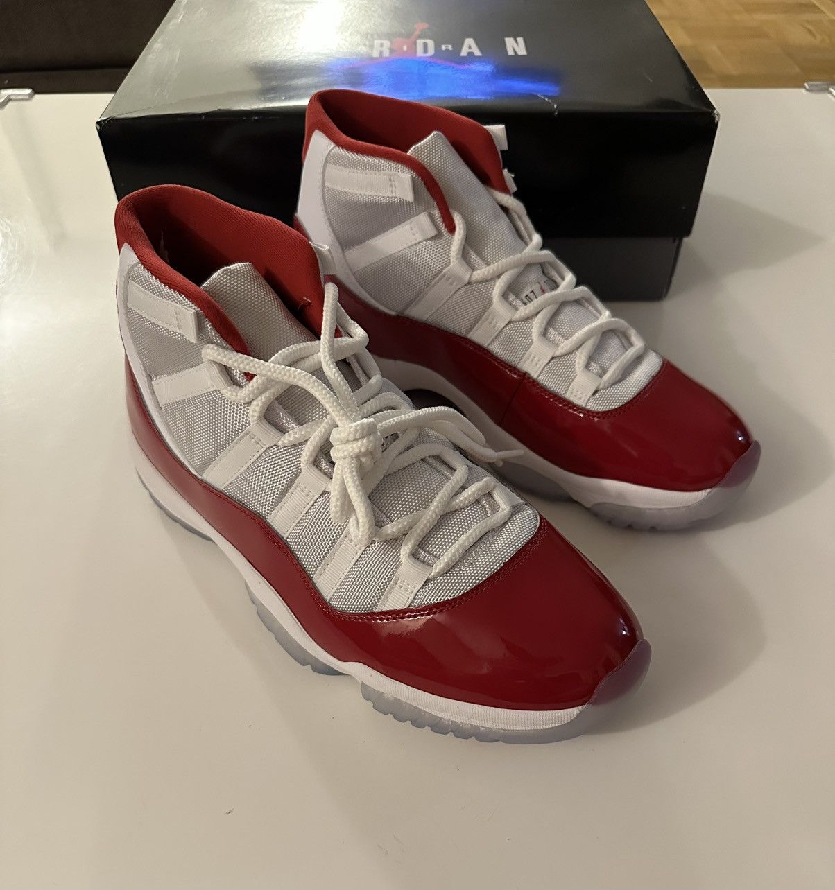 Jordan Brand × Nike Air Jordan 11 Retro ‘Cherry’ Size US 11.5 / EU 44-45 - 3 Thumbnail