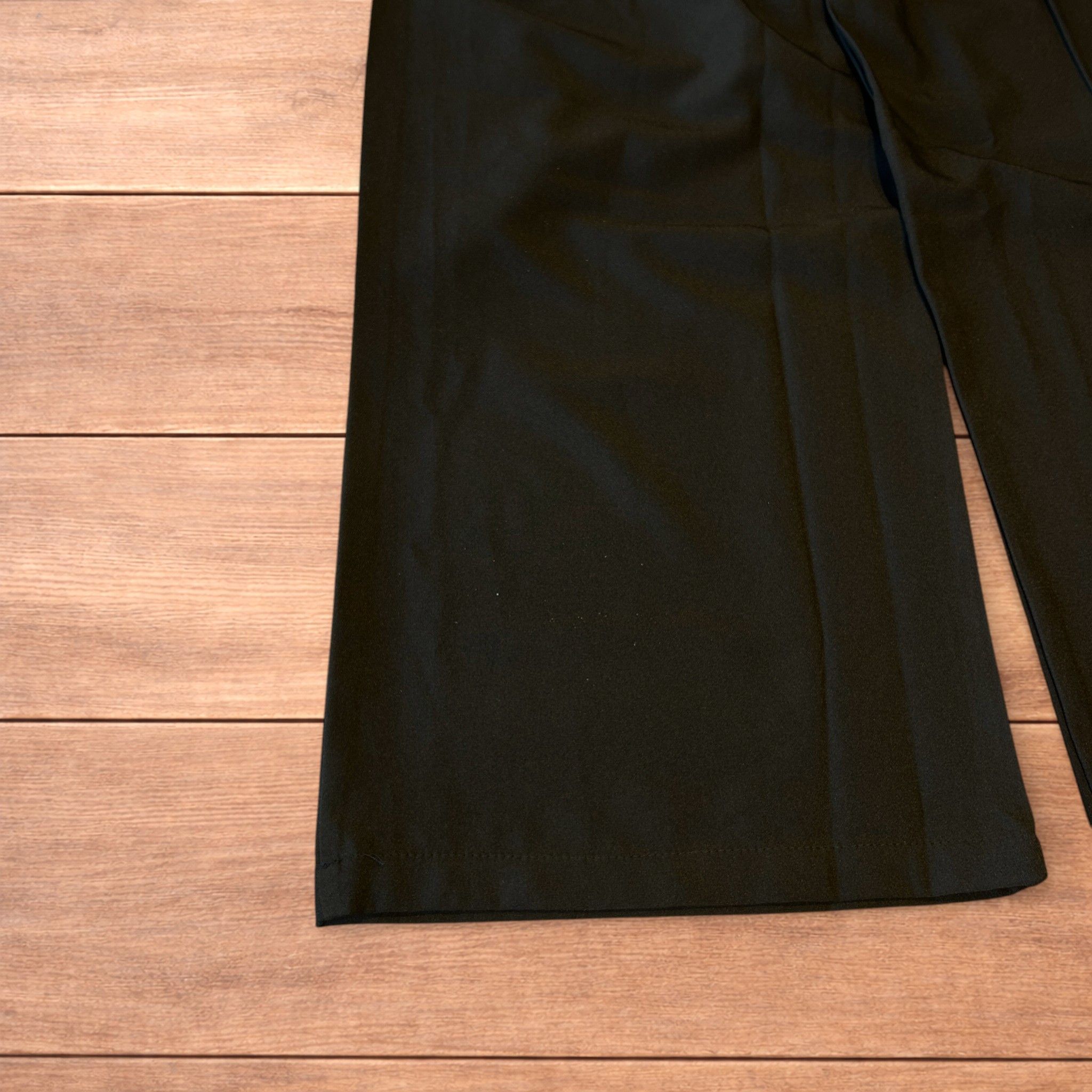Japanese Brand Vintage style baggy wide leg tailored trousers in black. Size US 32 / EU 48 - 4 Thumbnail