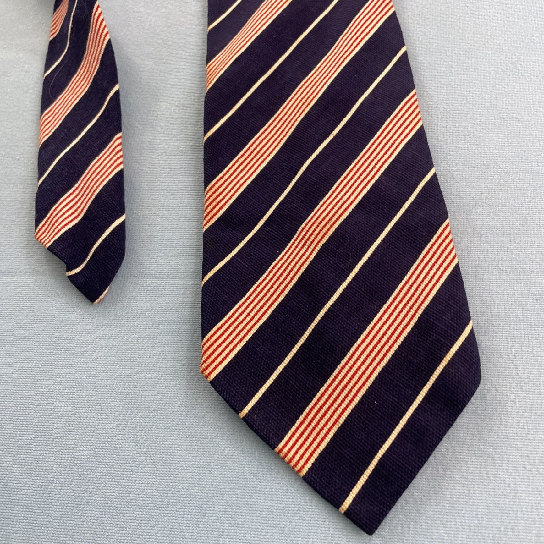 Vintage VINTAGE Red White Blue Tie Woven Necktie Repp Striped American Regimental 4x57 Stain Capsule Wide Necktie Men Tie Size ONE SIZE - 3 Thumbnail